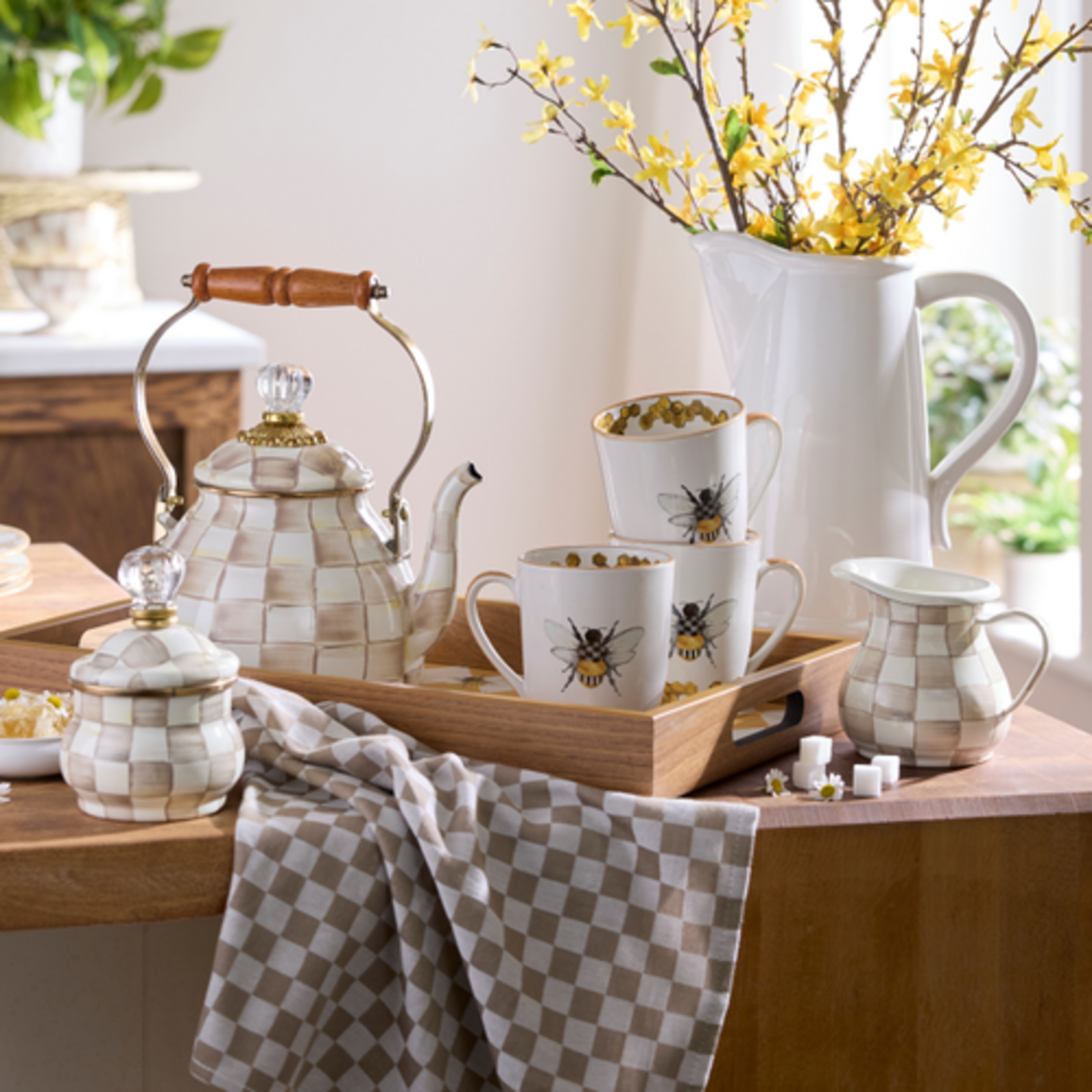 MacKenzie-Childs queen bee mug