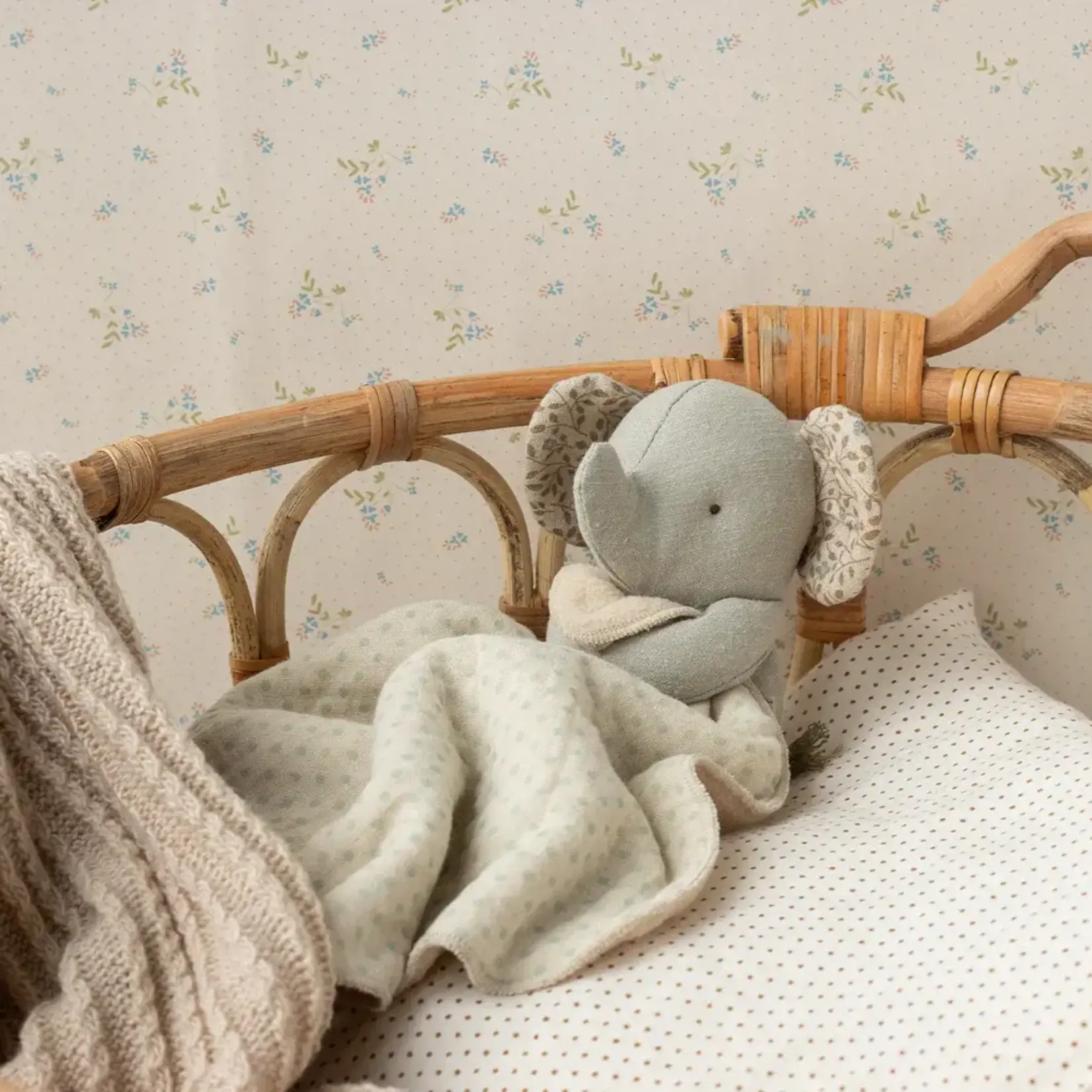Maileg USA Lullaby friends, Elephant, Mini - Iron grey