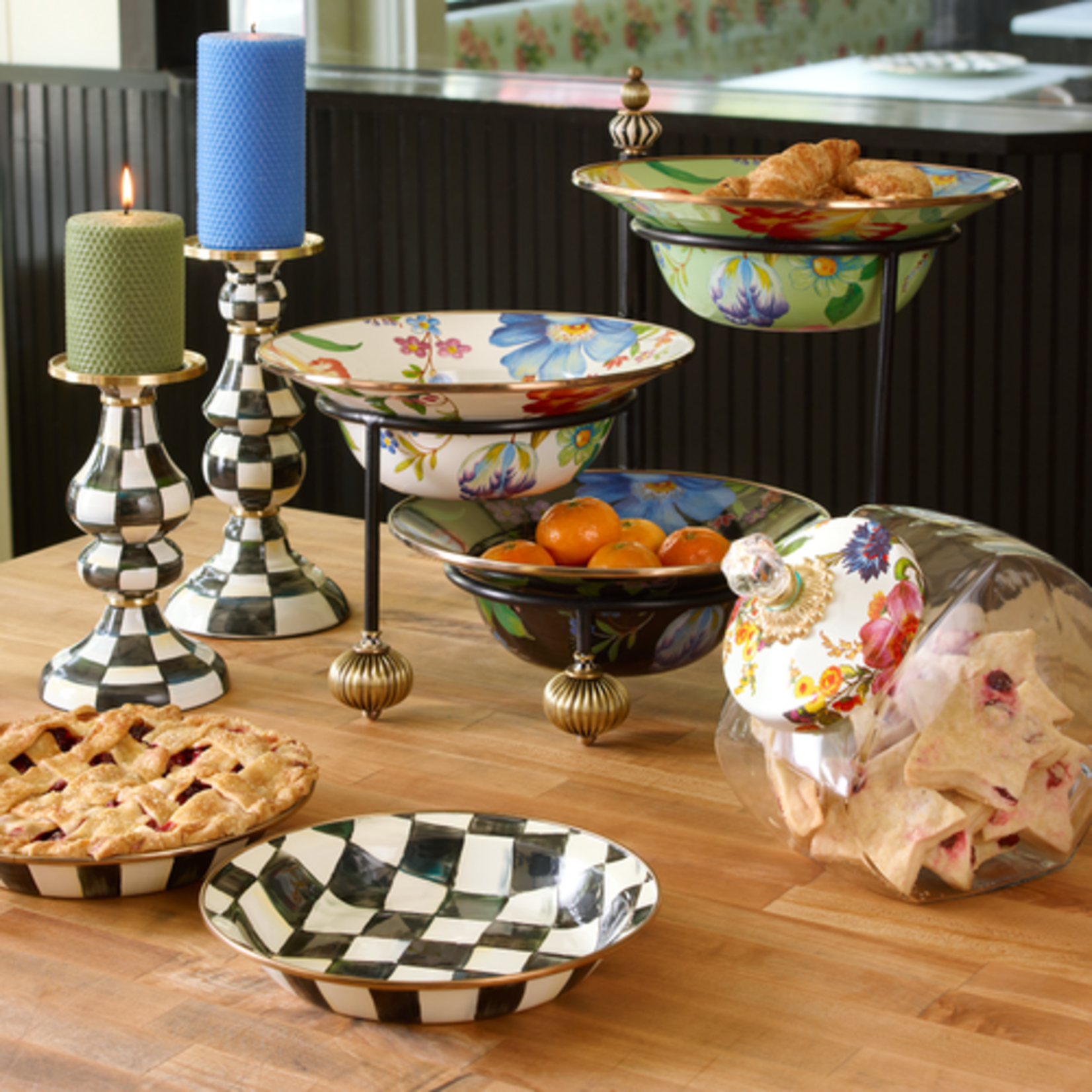 MacKenzie-Childs courtly check pie plate