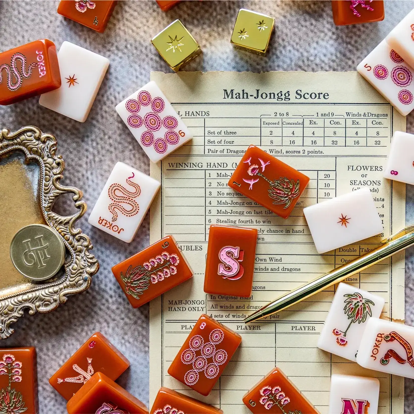 Haus of Tiles Haus Gold Mahjong Dice - Set of 2