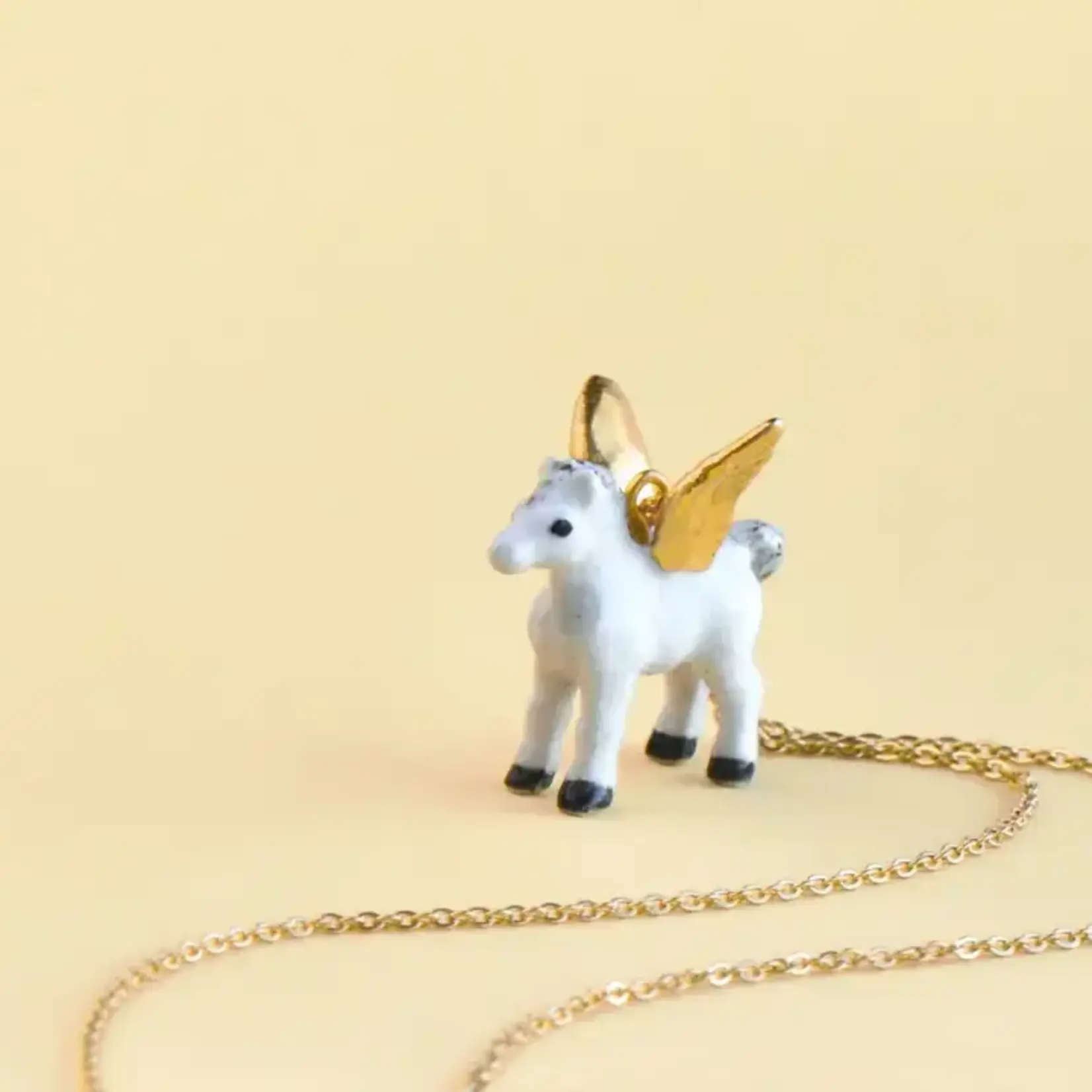 Camp Hollow Porcelain Animal Treasures Gold Pegasus Necklace