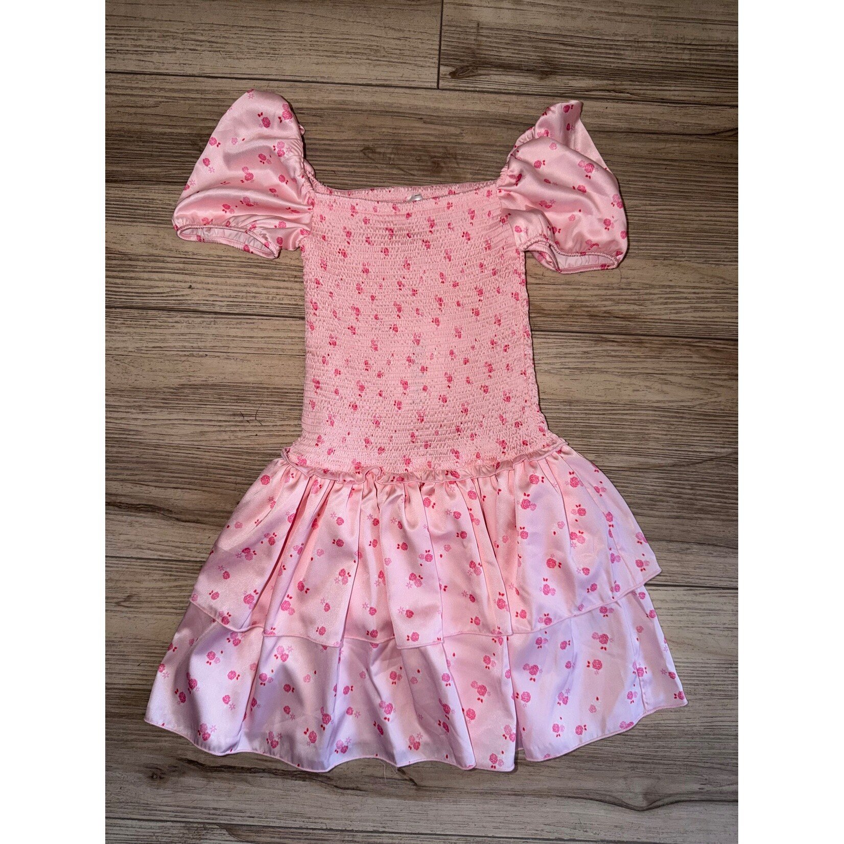 Theme Theme Lexi Pastel Pink Ditsy Satin Smocked S/S Ruffle Dress