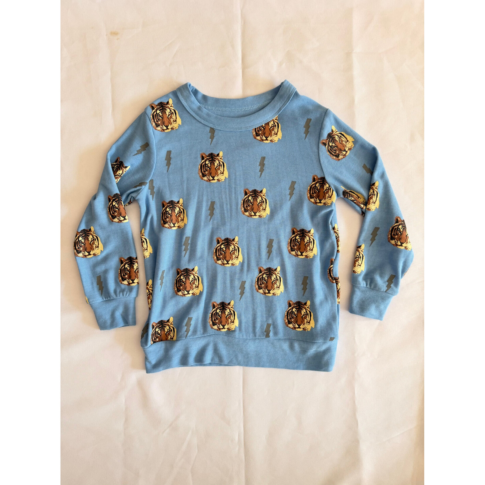 Chaser Chaser Lake Blue Lions Crewneck