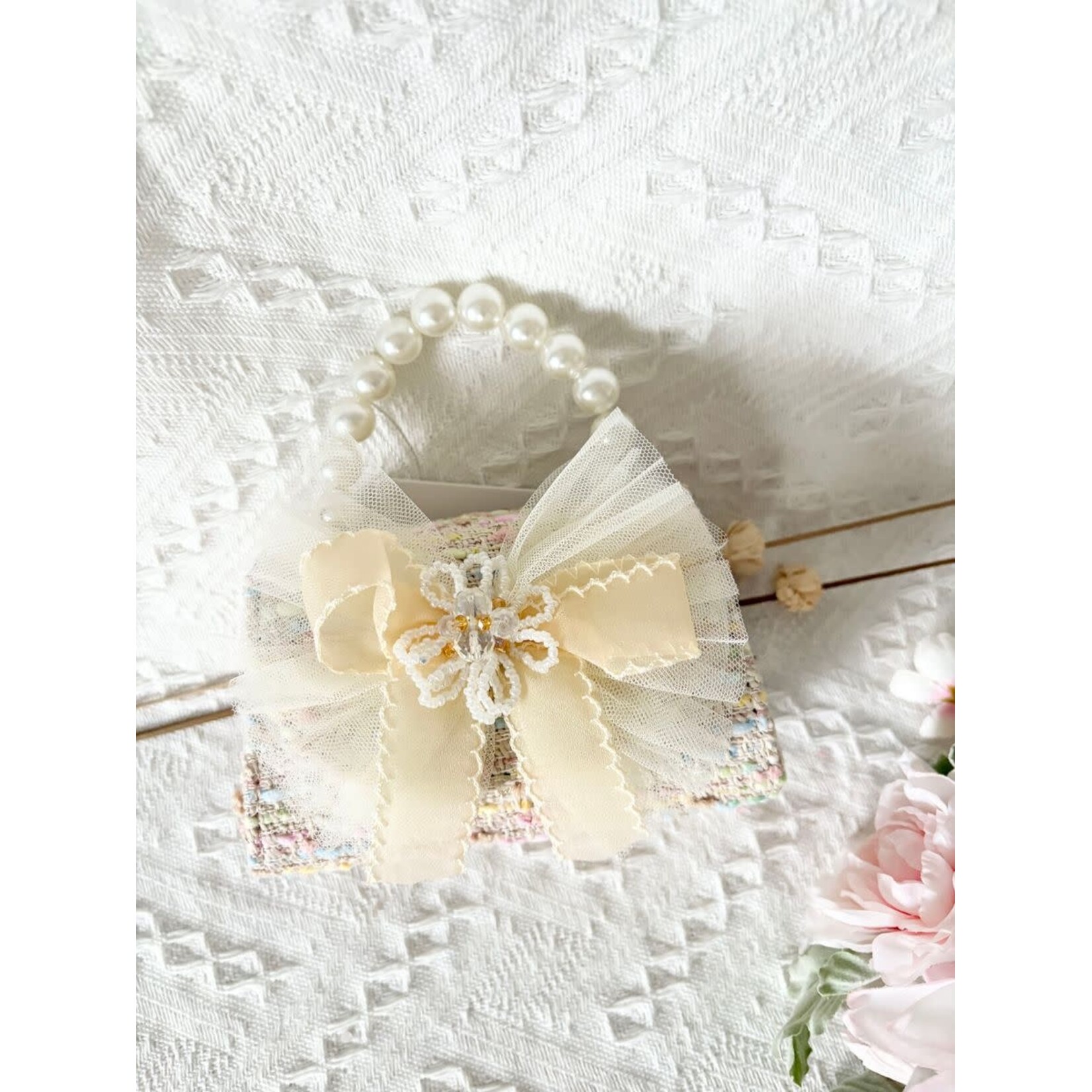 Ce Ce Co Ce Ce Co Ivory Organza Big Bow Tweed Purse