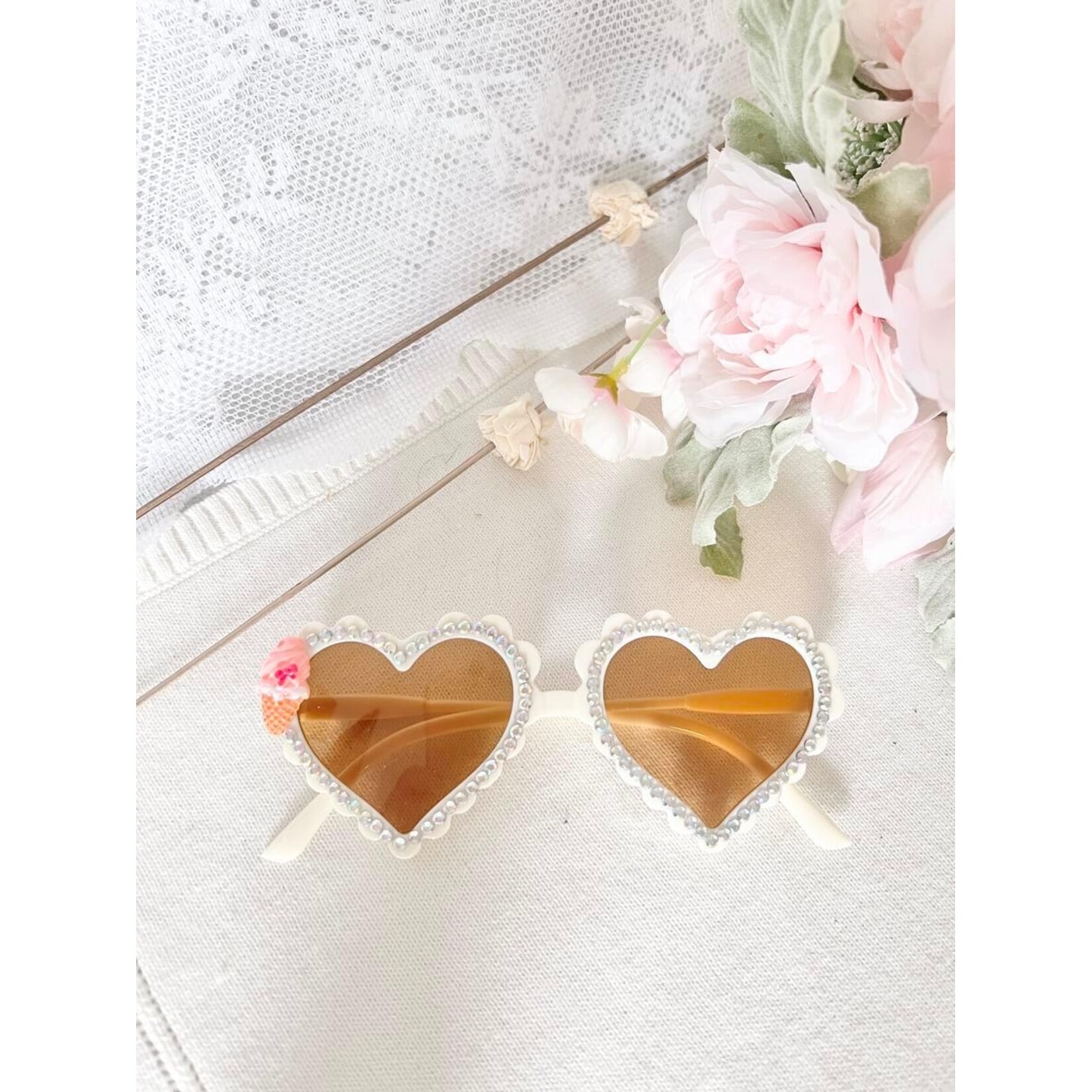 Ce Ce Co Ce Ce Co Heart Ice Cream Charm Sunglasses