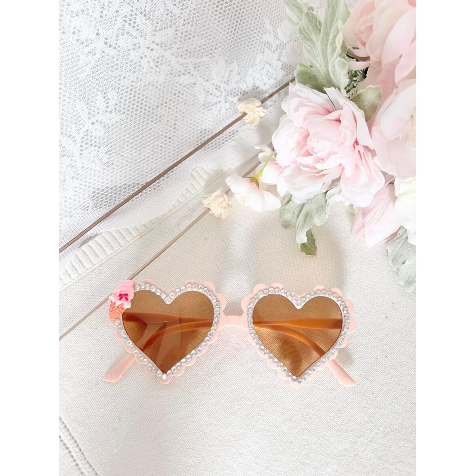 Ce Ce Co Ce Ce Co Heart Ice Cream Charm Sunglasses