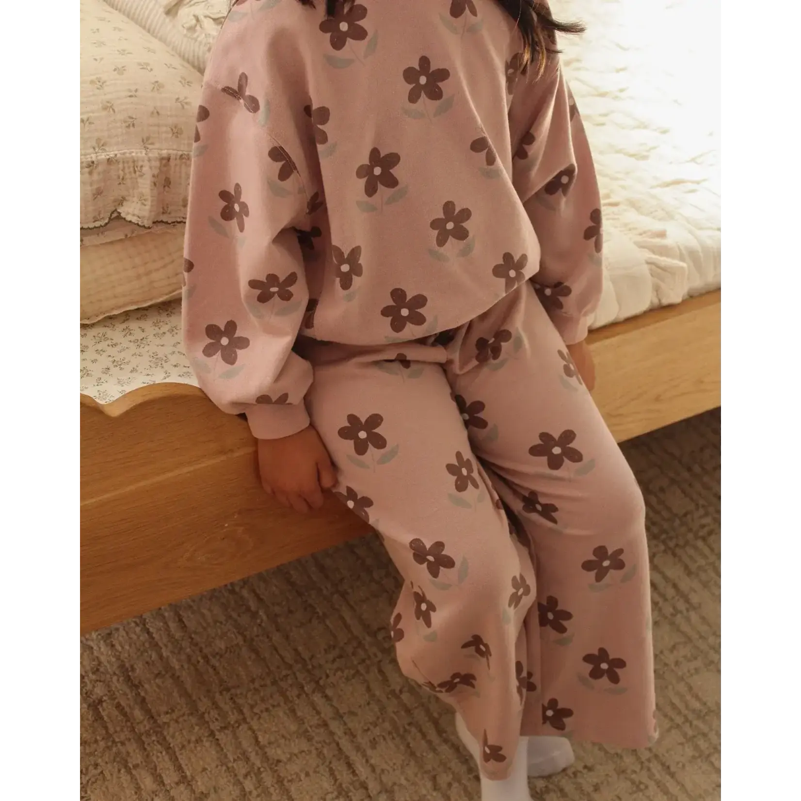 Rylee + Cru Rylee & Cru Rosewood Daisy Oversized Sweatshirt And Pant Set