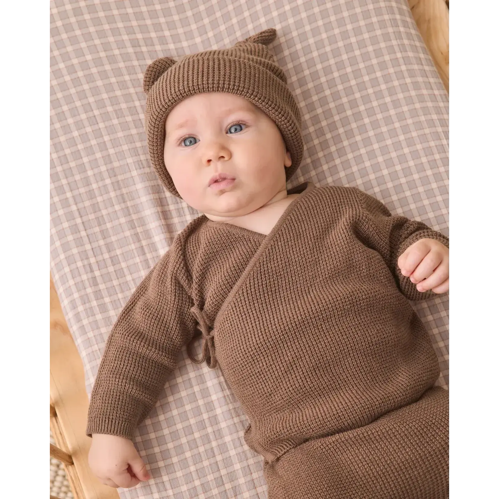Quincy Mae Quincy Mae Cocoa Knit Wrap Top & Footed Pant Set