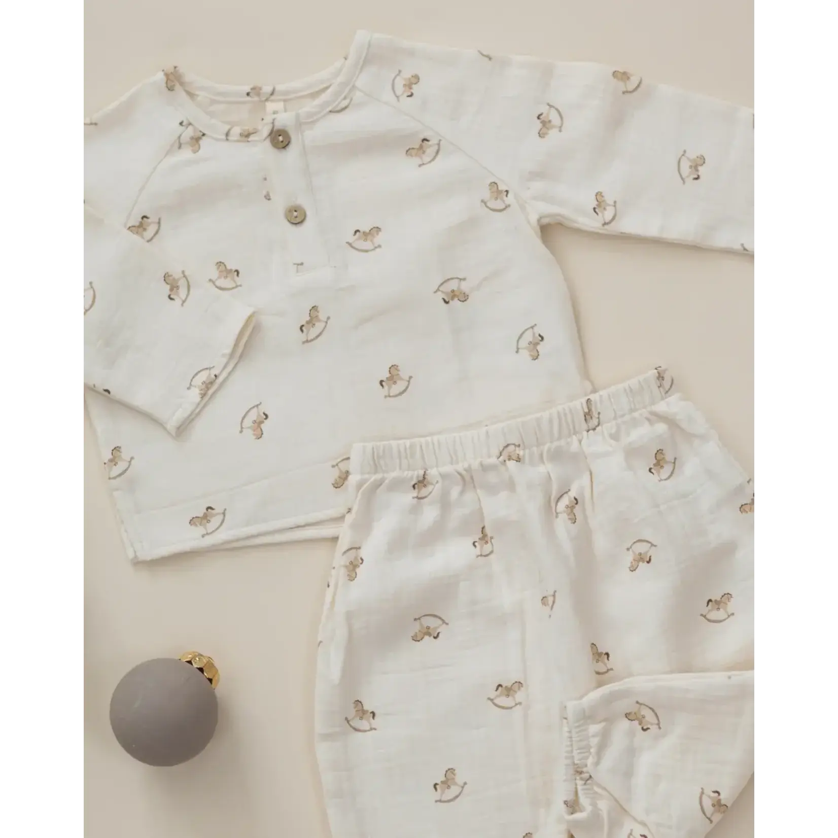 Quincy Mae Quincy Mae Natural Rocking Horse Zion Shirt And Woven Pant Set