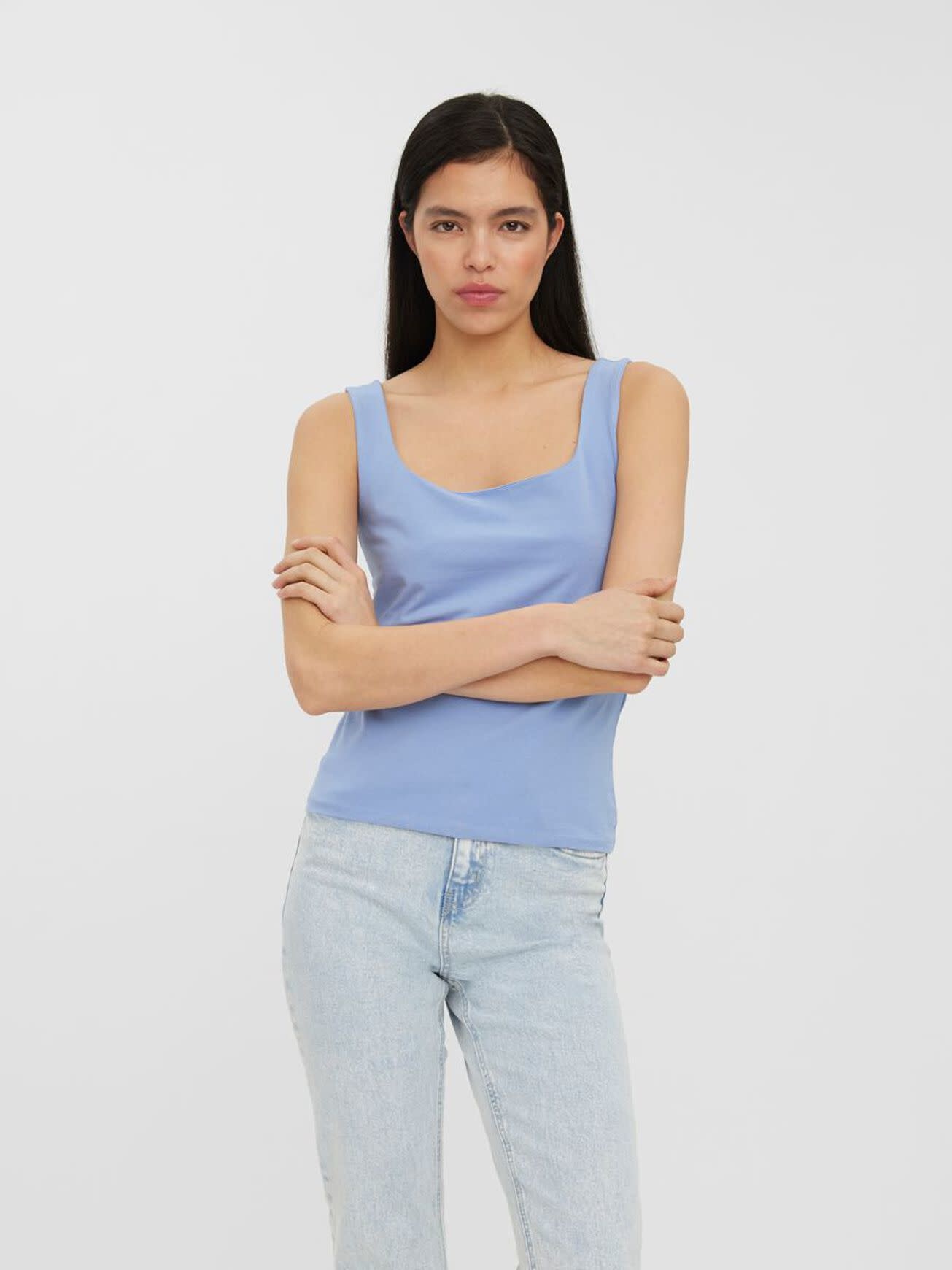 Vero Moda longline tank top in blue