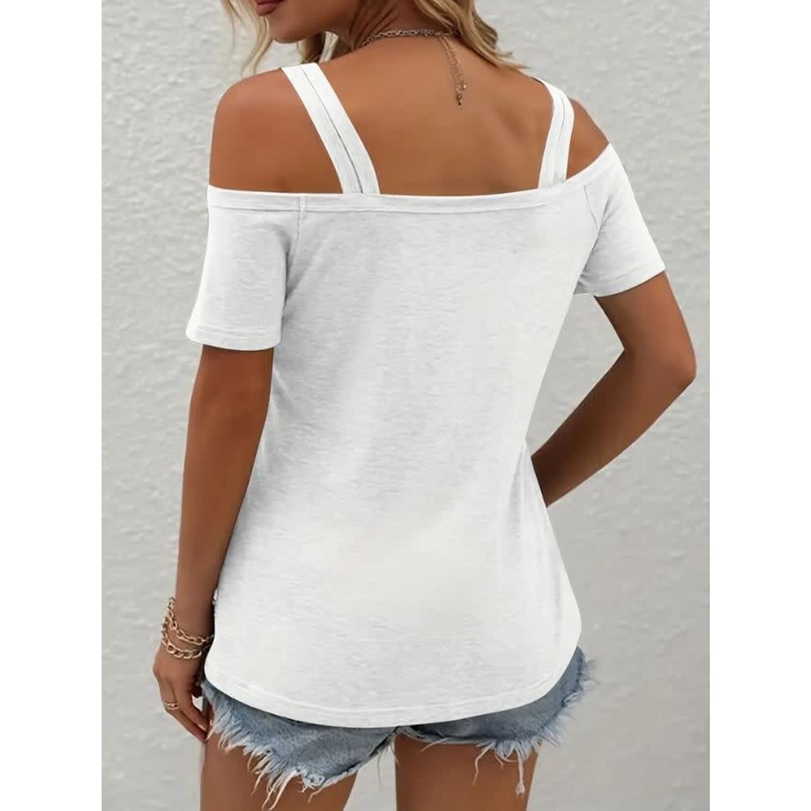 GGS Keyhole Cold Shoulder Top