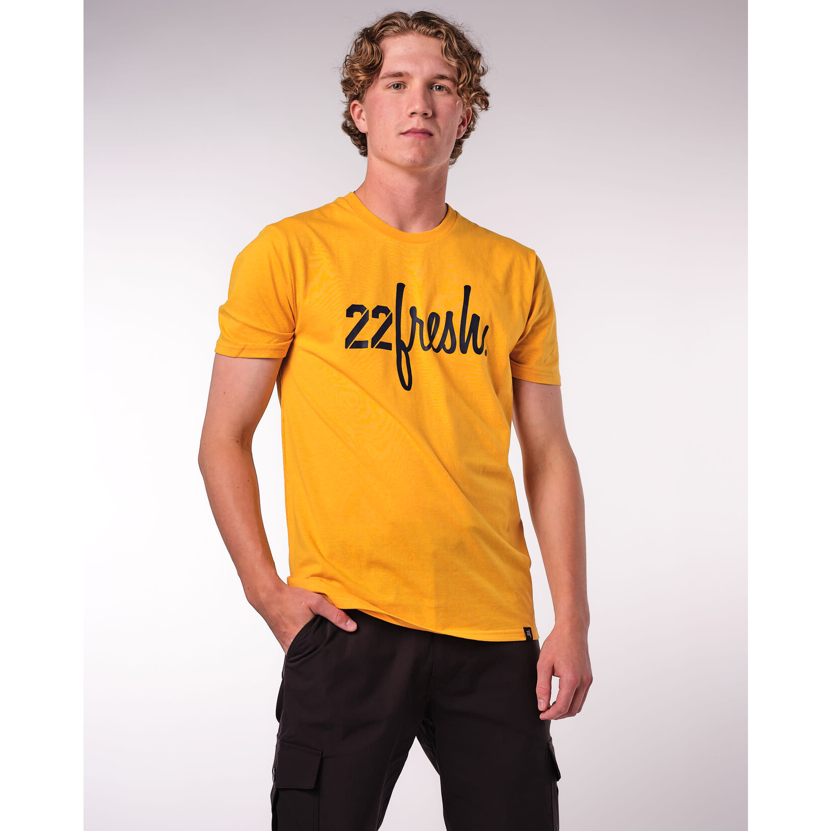 22 Fresh Classic 22Fresh T-Shirt Golden