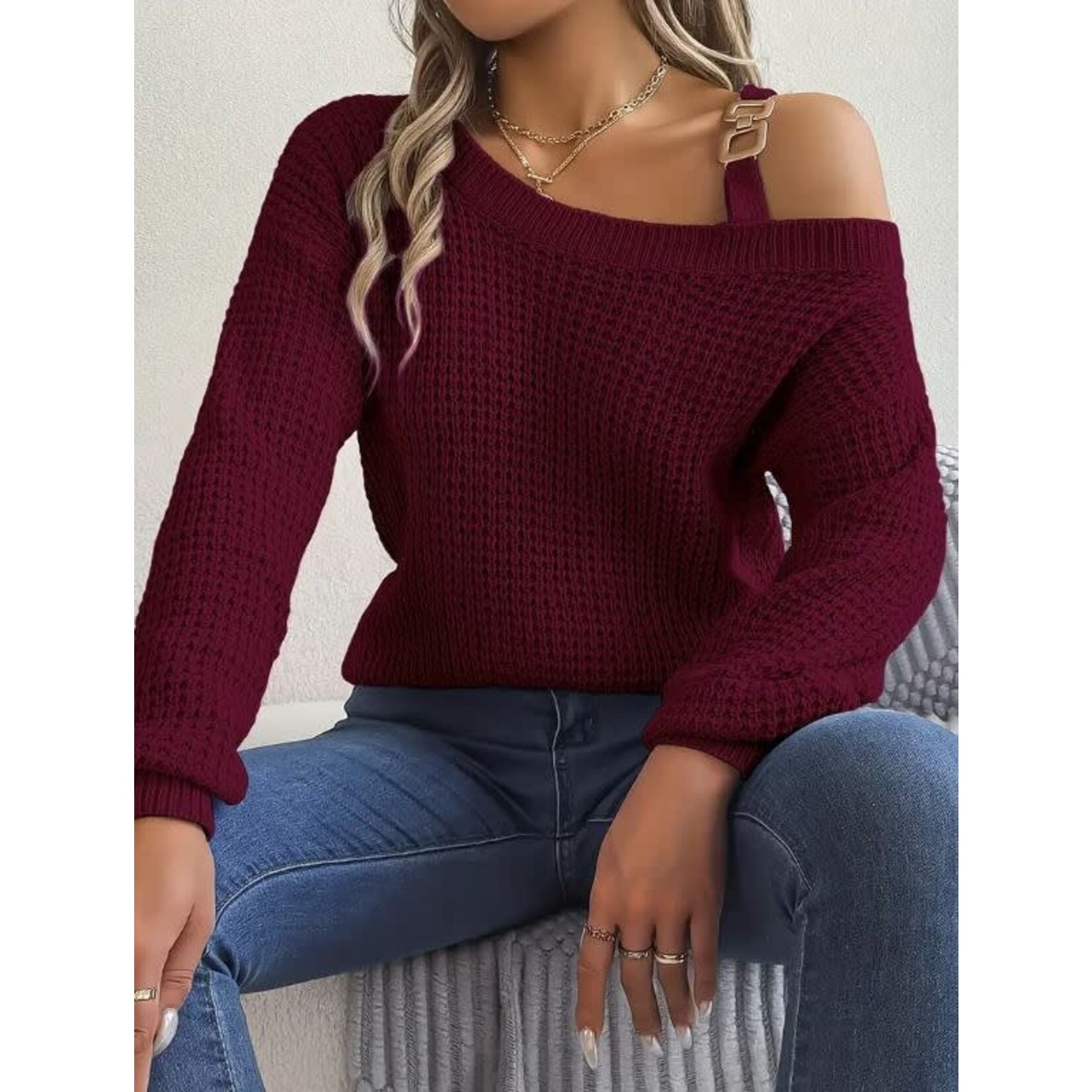 GGS Tami Cold Shoulder Sweater Burgundy