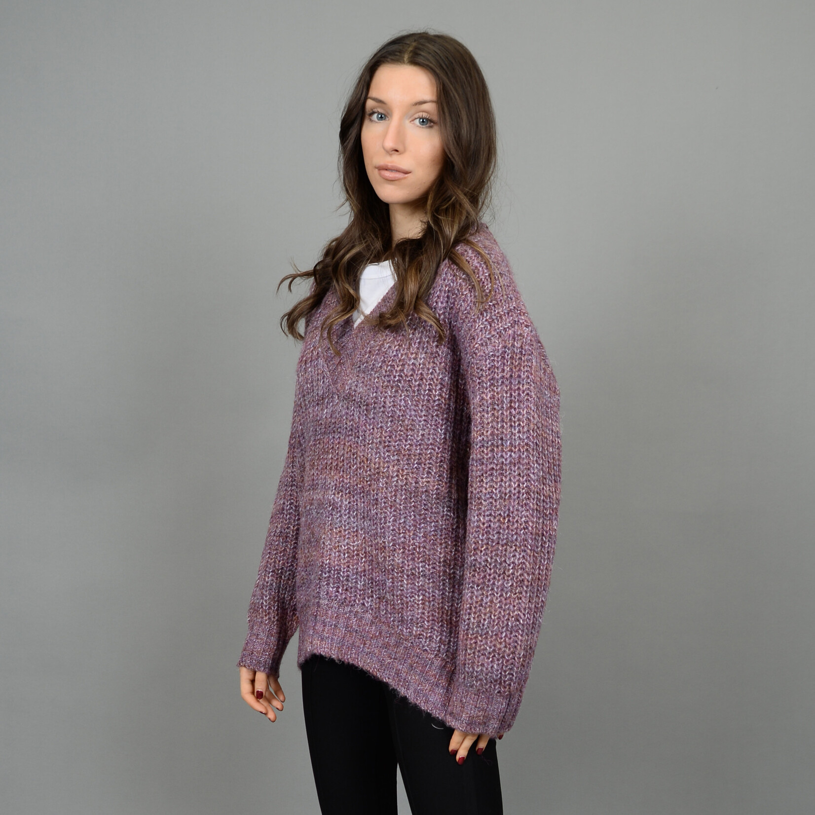 Rd Style Roderica Long Sleeve V-Neck Sweater
