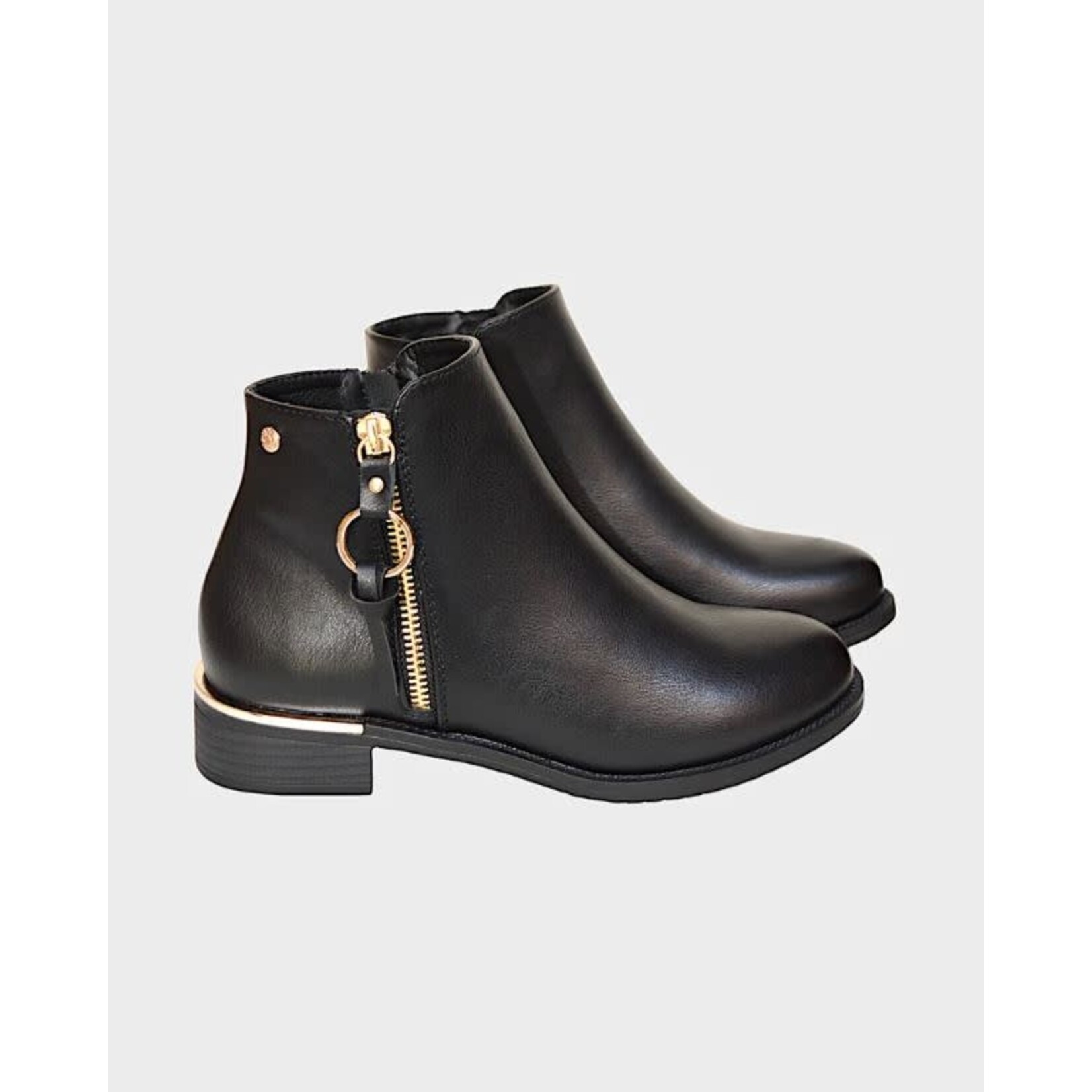Taxi Gwen 01WP Black