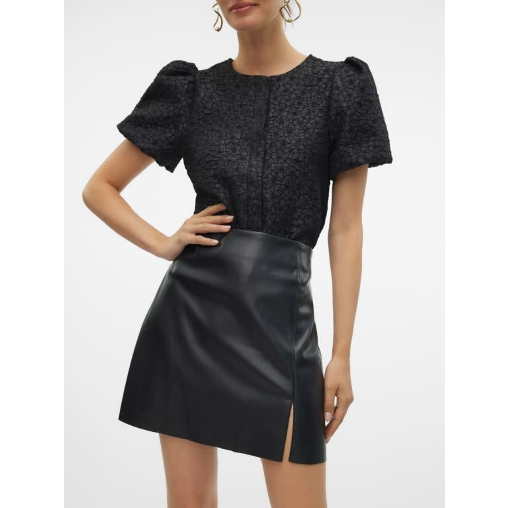 Vero Moda Nelly Short Skirt