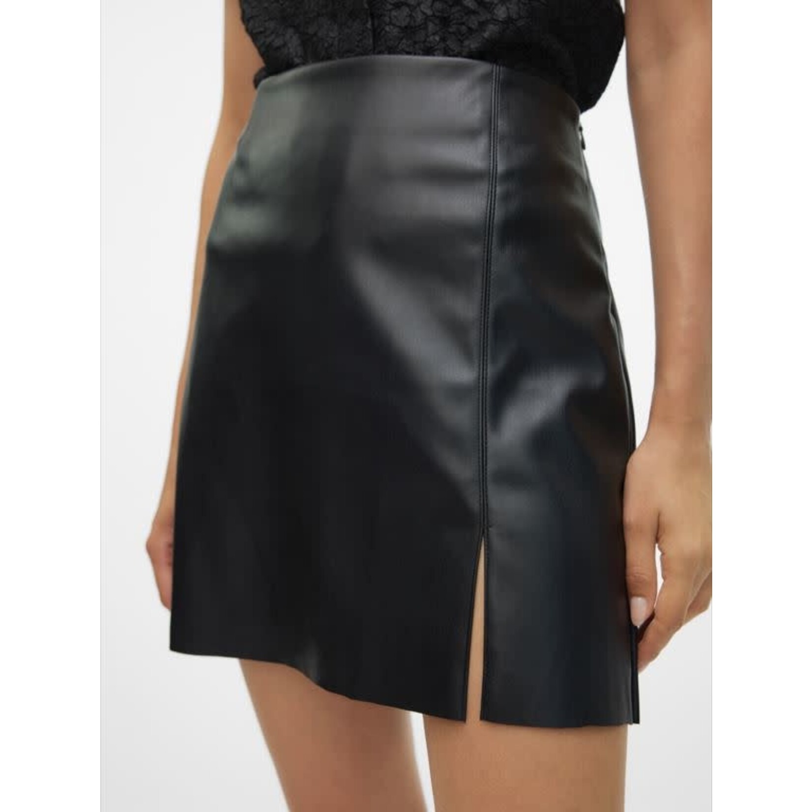 Vero Moda Nelly Short Skirt