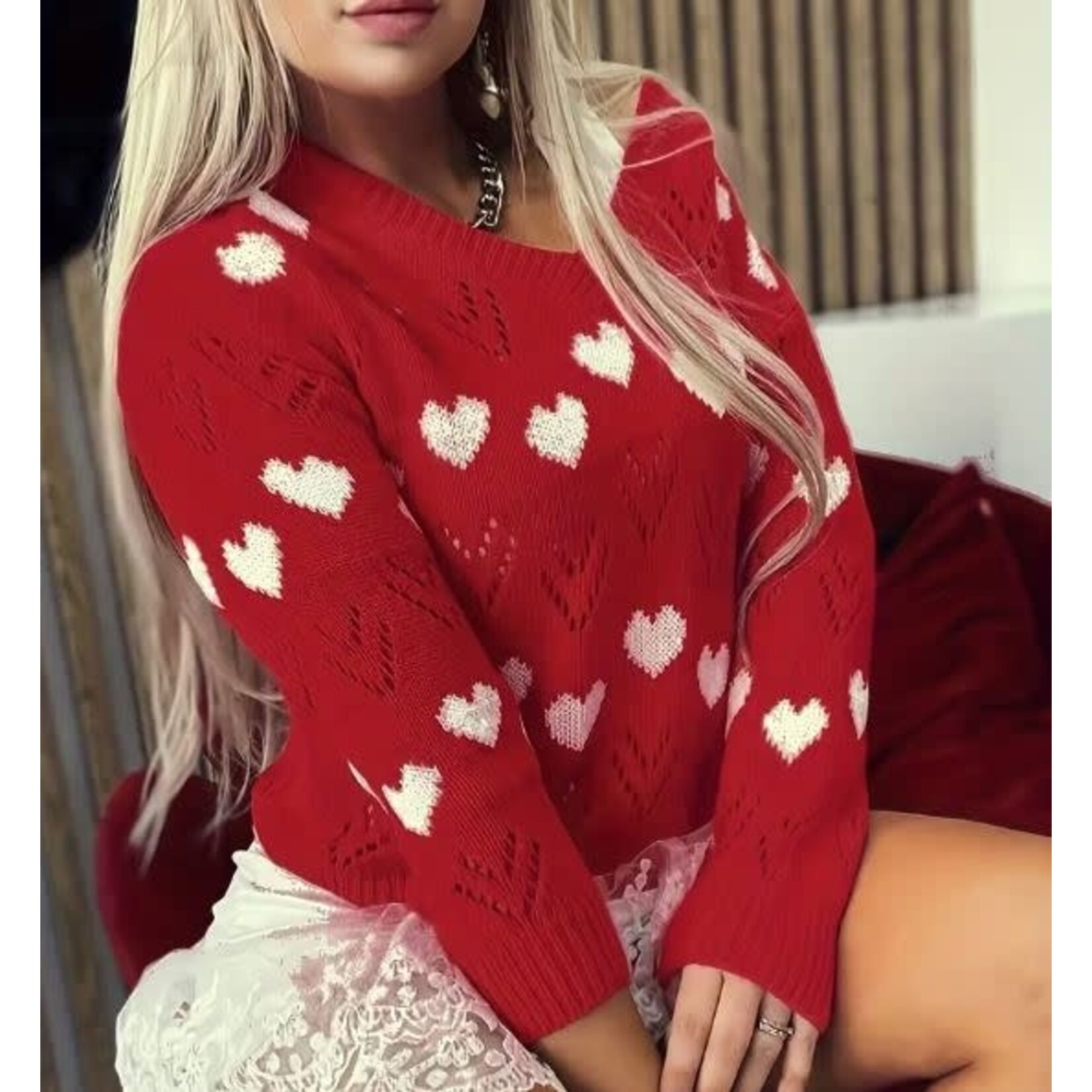 GGS Reilly V-Neck Heart Sweater Red