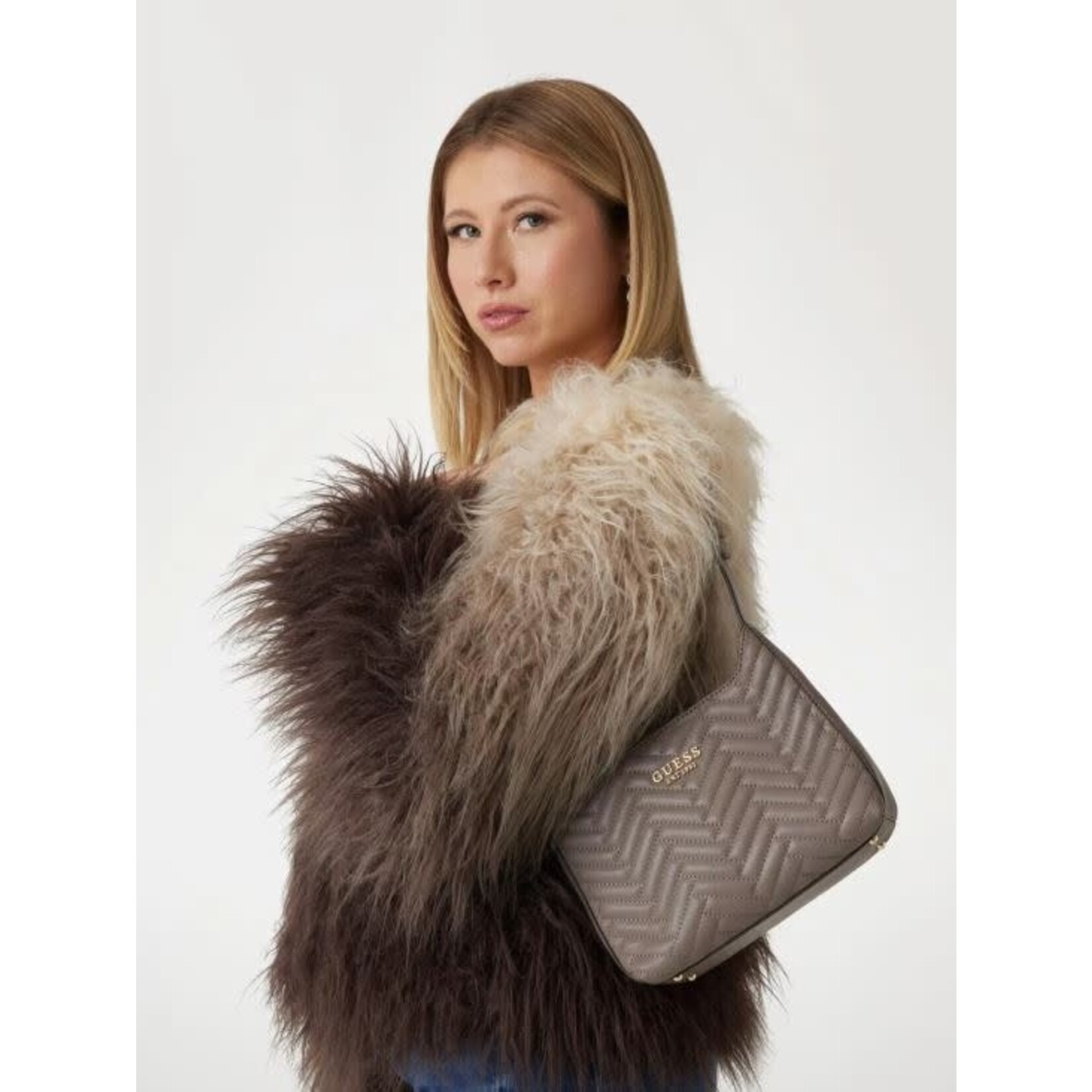 Guess Anning Shoulder Bag