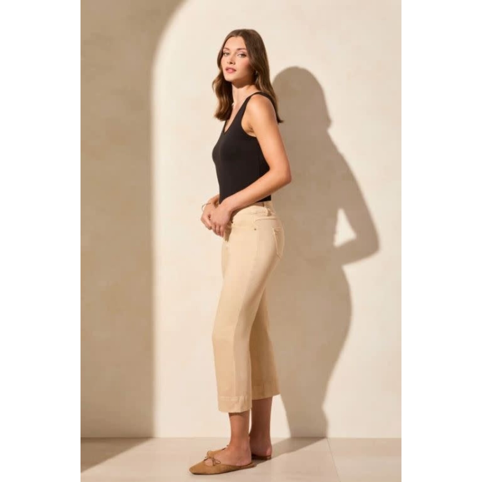 Tribal Pull On Kick Flare Capri