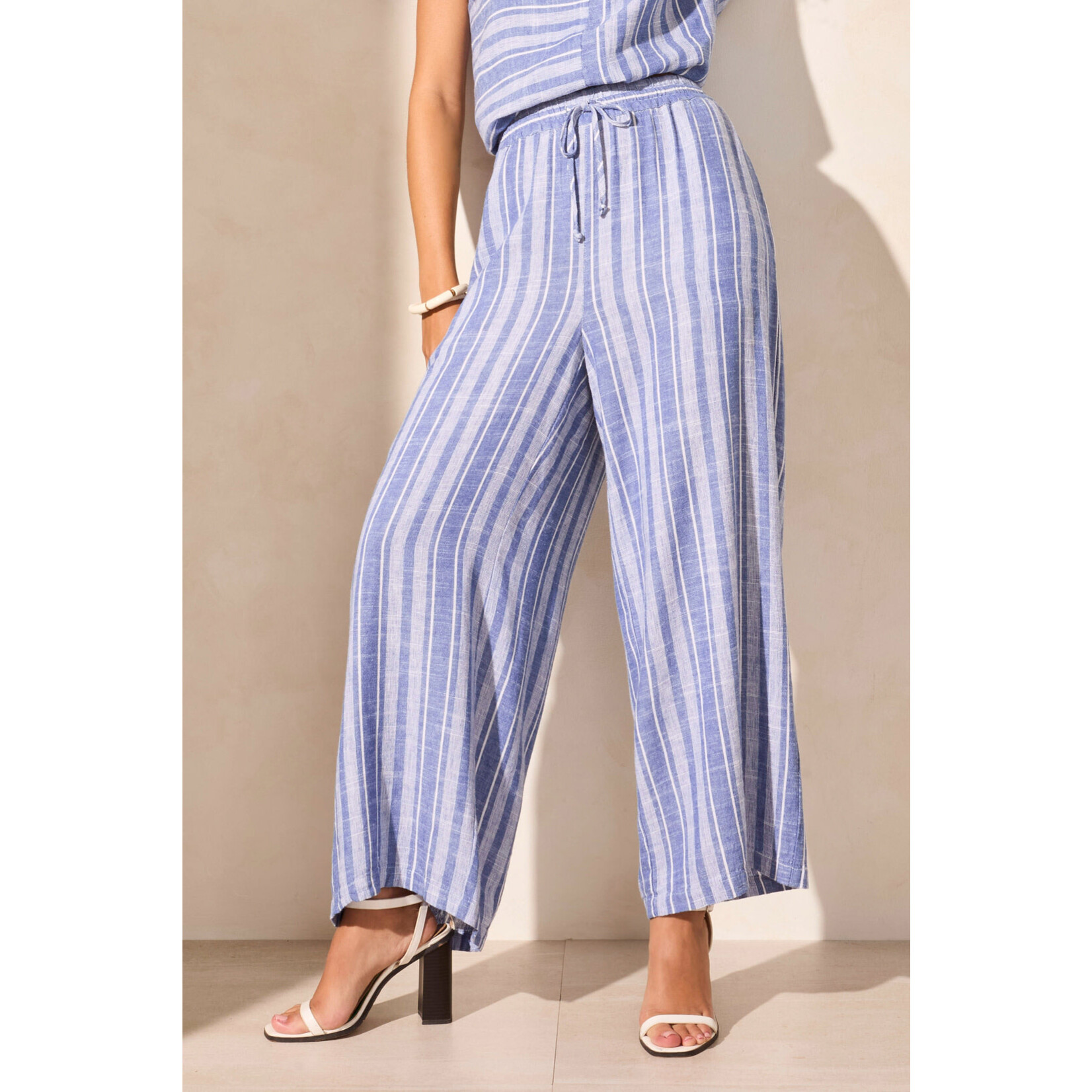 Tribal Pull On Flowy Crop Pant