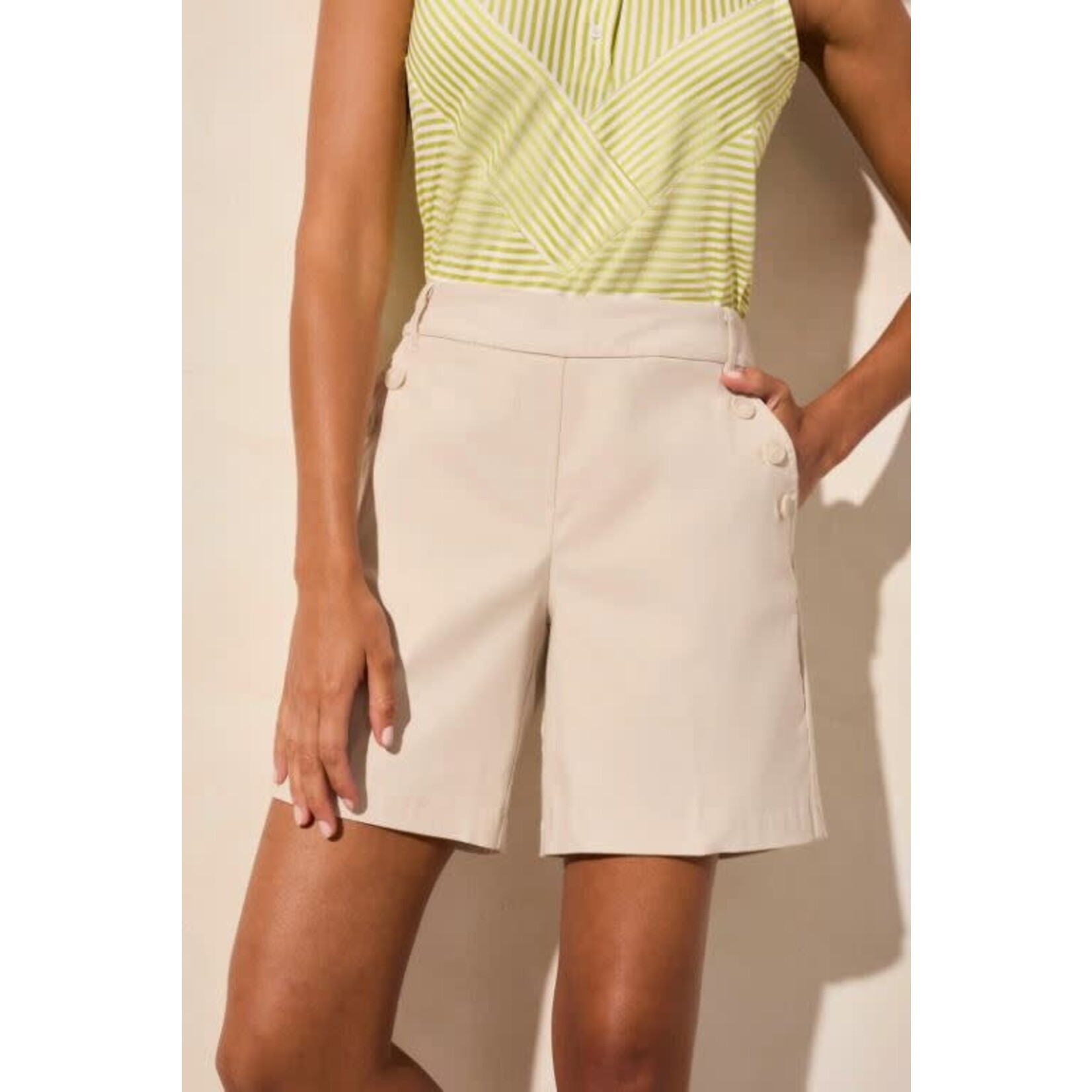 Tribal Flatten It Pull On Button Accent Short