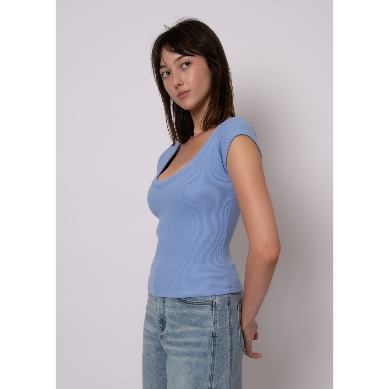 Rd Style Kendra Scoop Neck Cap Sleeve Top