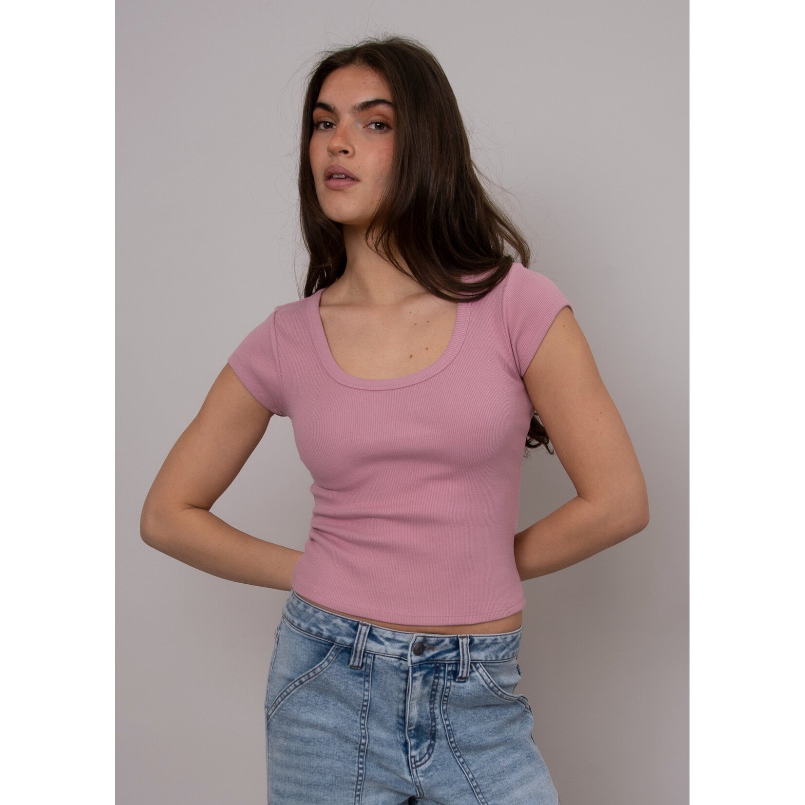 Rd Style Kendra Scoop Neck Cap Sleeve Top