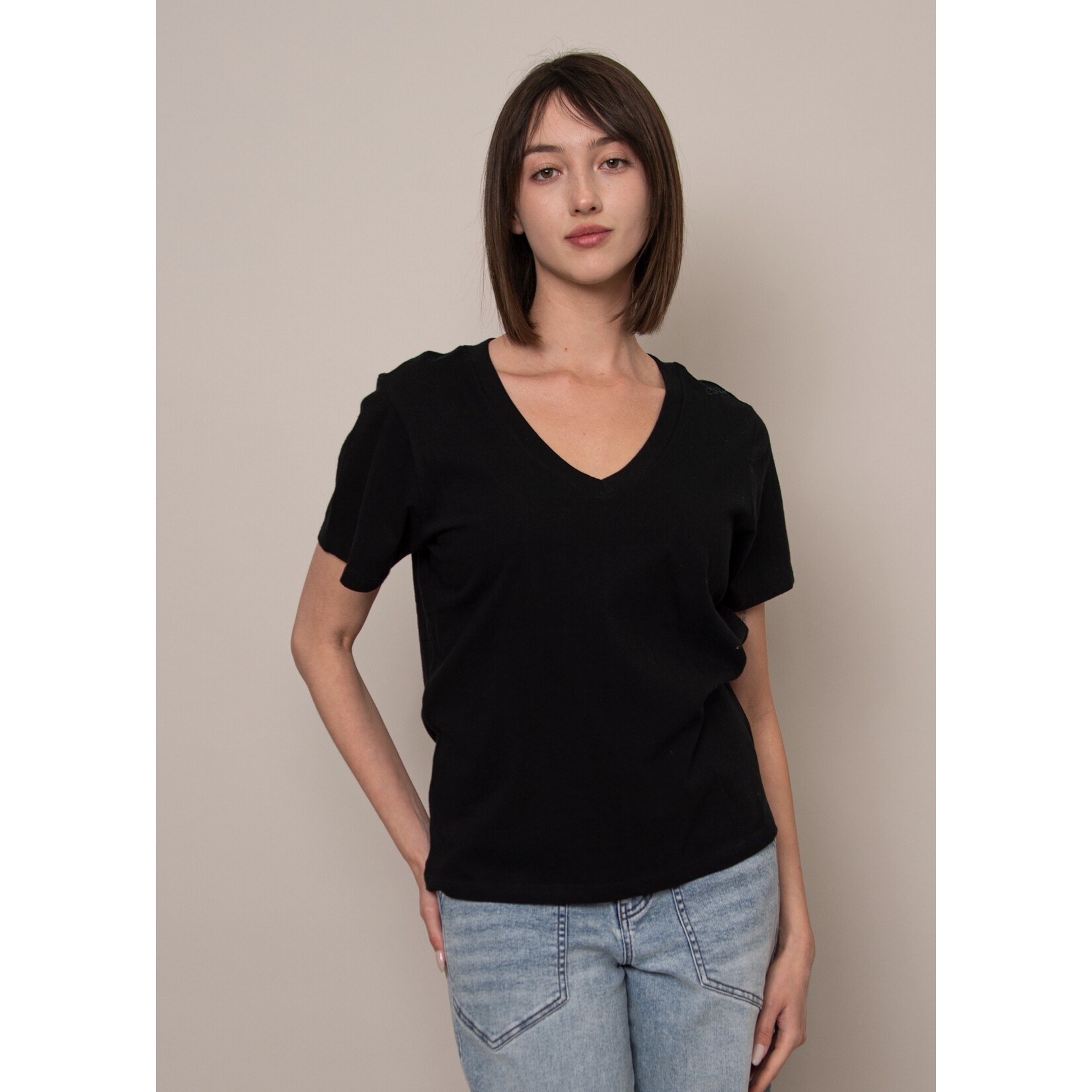 Rd Style Milla V-Neck T-Shirt
