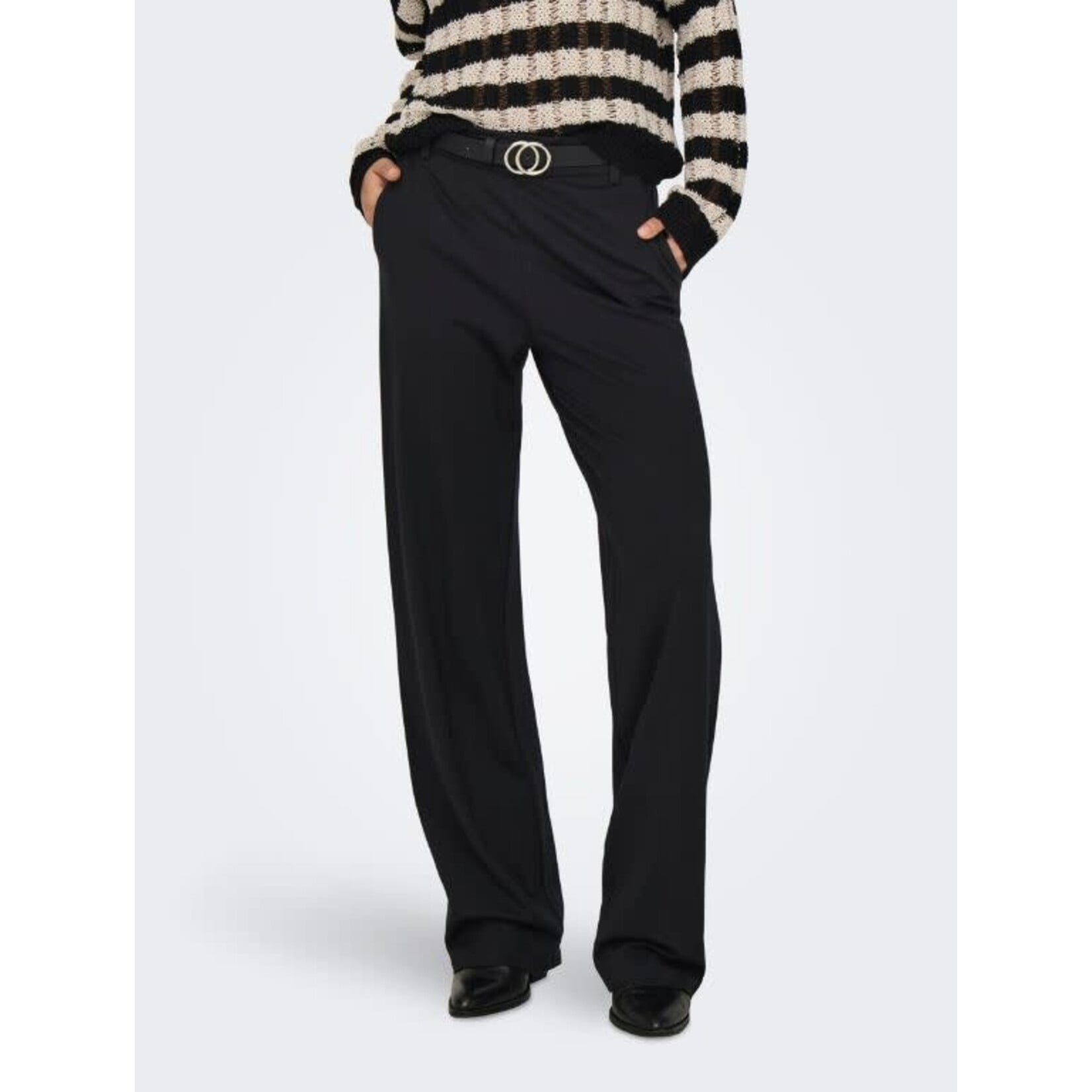 Only Poptrash Mid Rise Straight Leg Pant