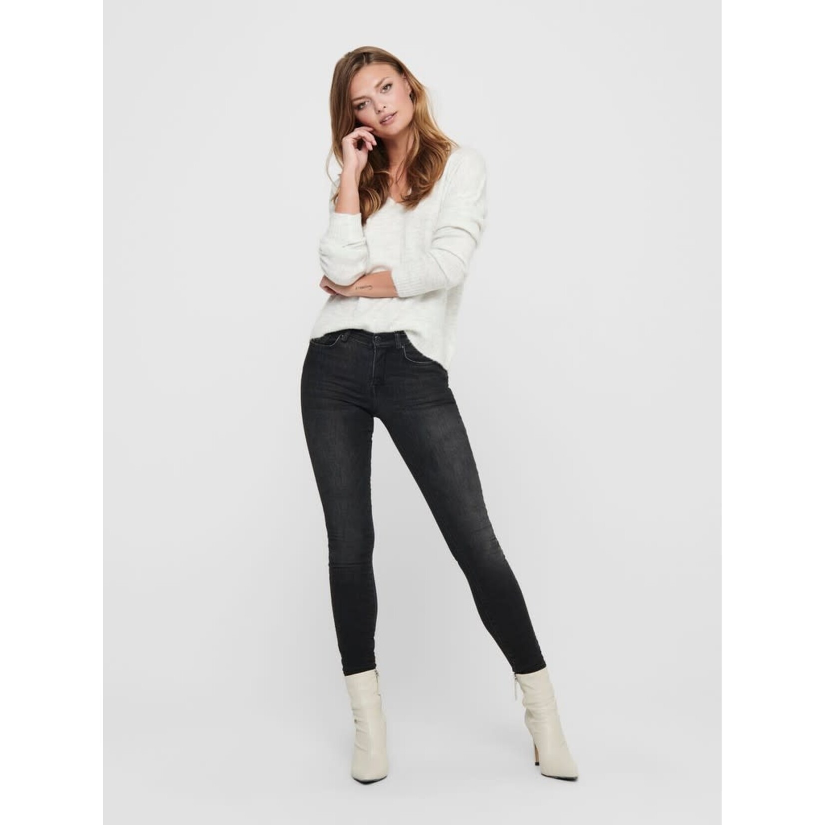 JDY Elanora V-Neck Sweater