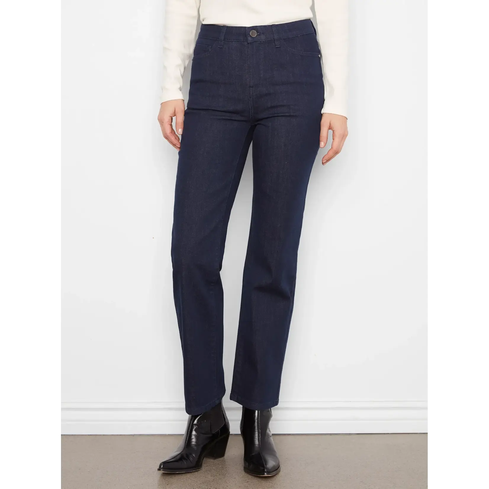 Charlie B Straight Leg Stretch Jeans