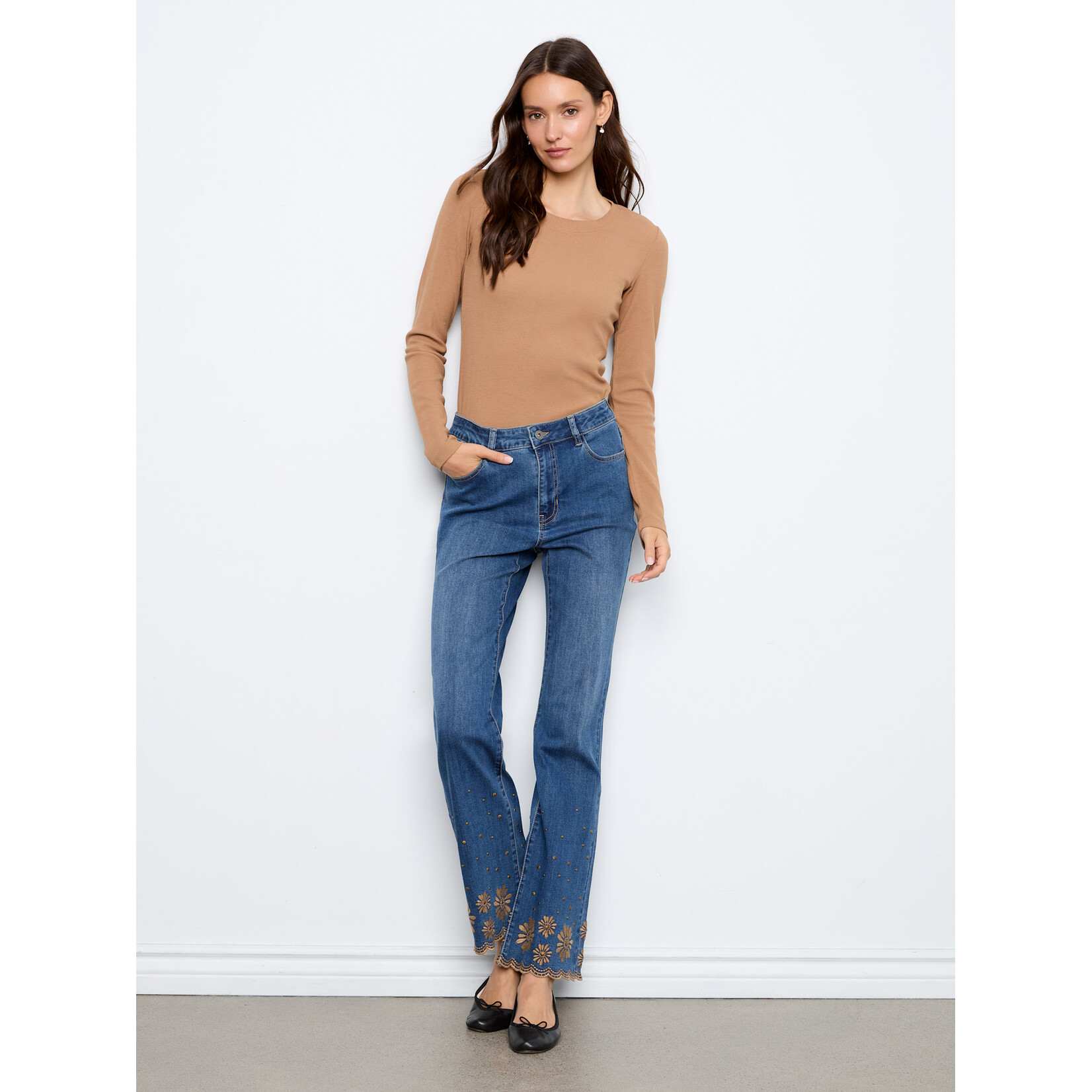 Charlie B Scalloped Hem Flared  Leg