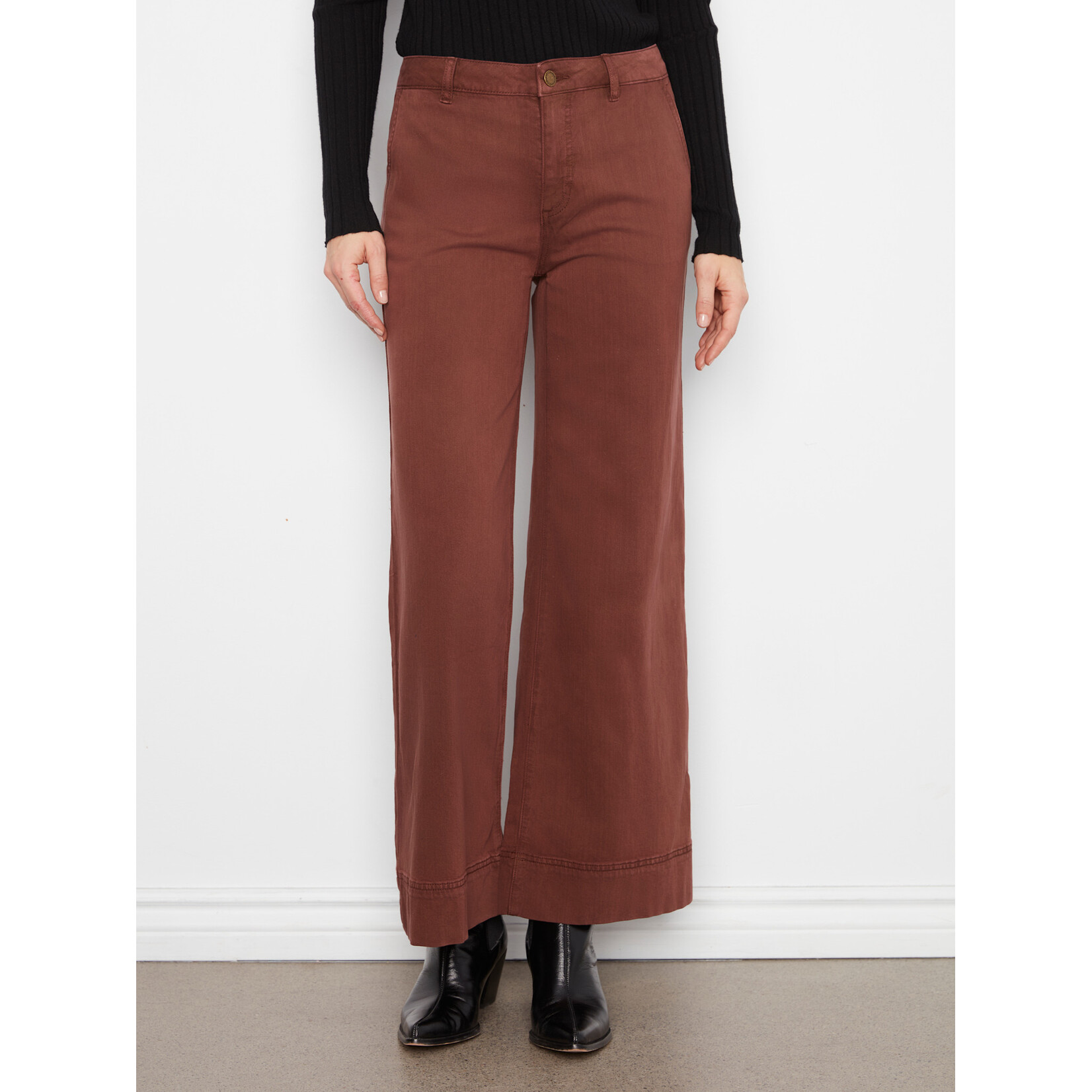 Charlie B Smooth Twill Wide Leg Pants