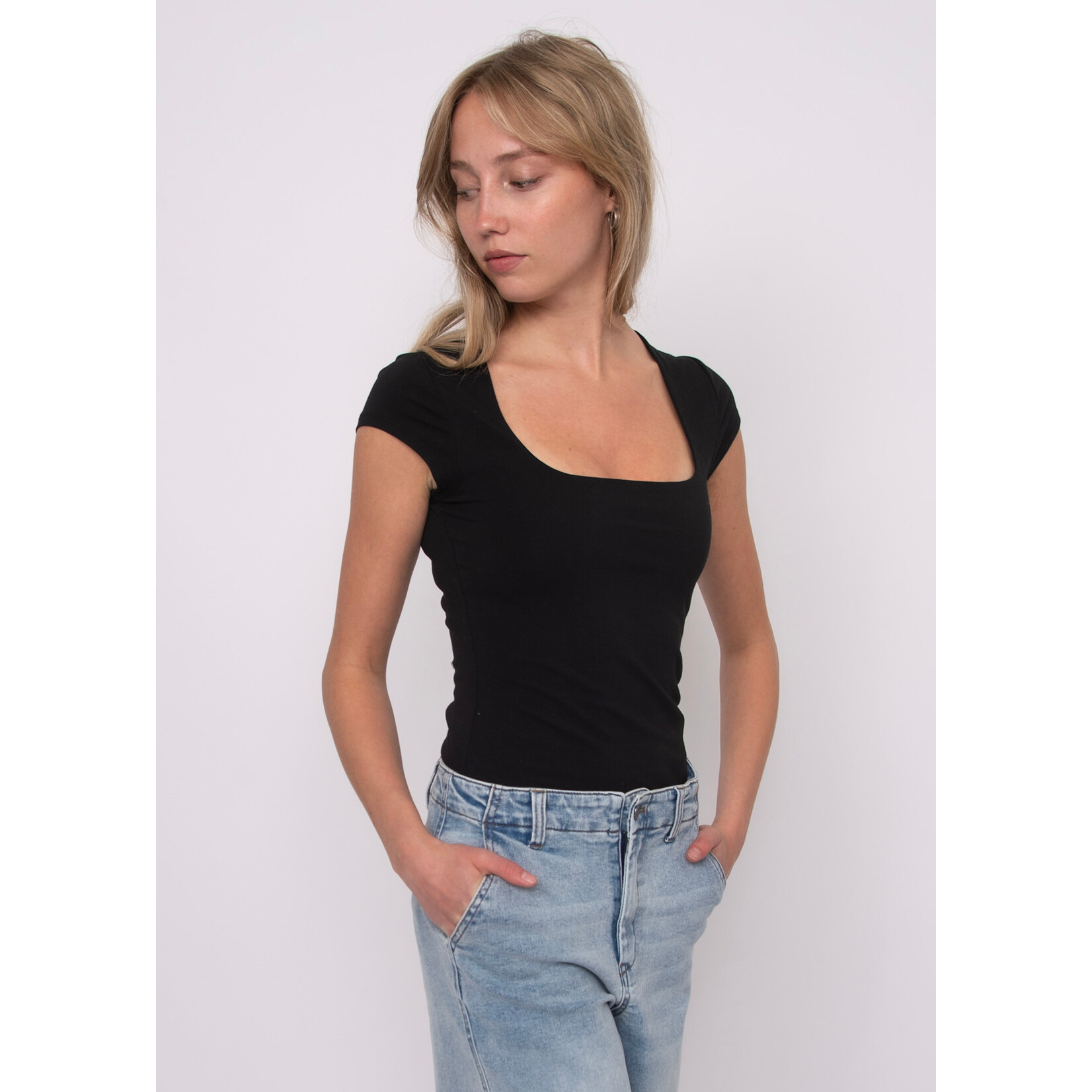 Rd Style Shayla Cap Sleeve Square Neck Top