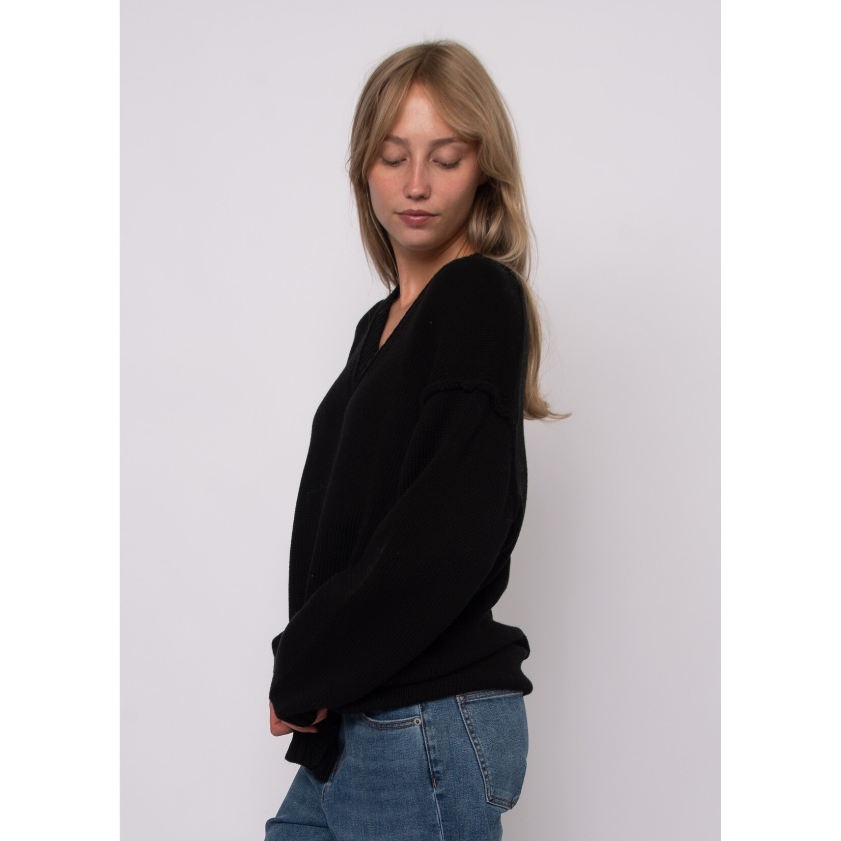 Rd Style Isobel V-Neck Sweater