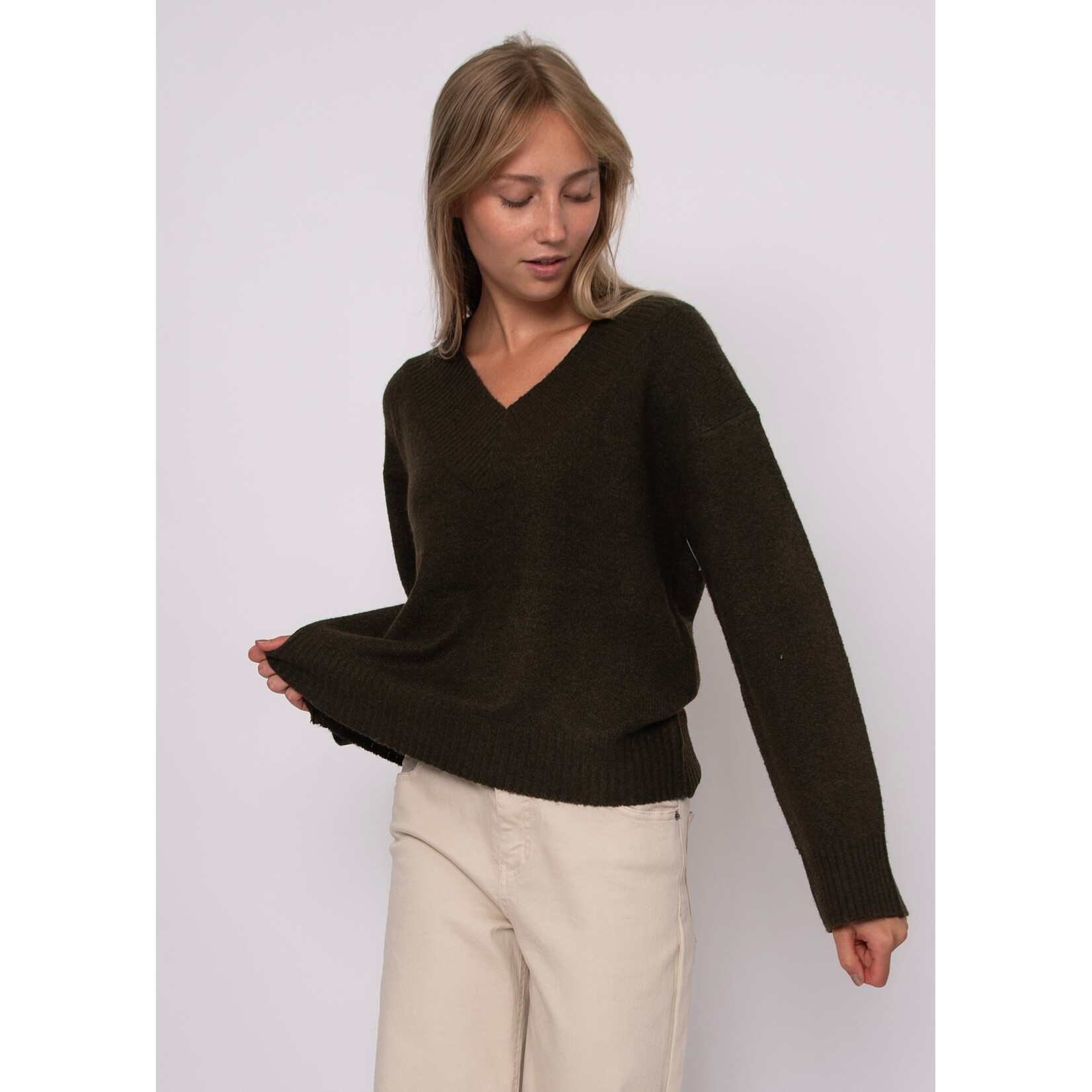Rd Style Ida V-Neck Sweater