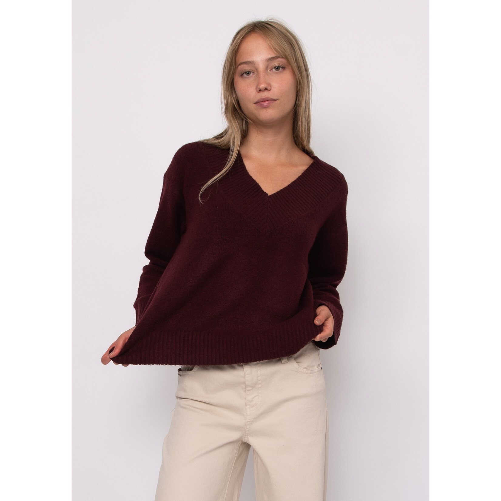Rd Style Ida V-Neck Sweater
