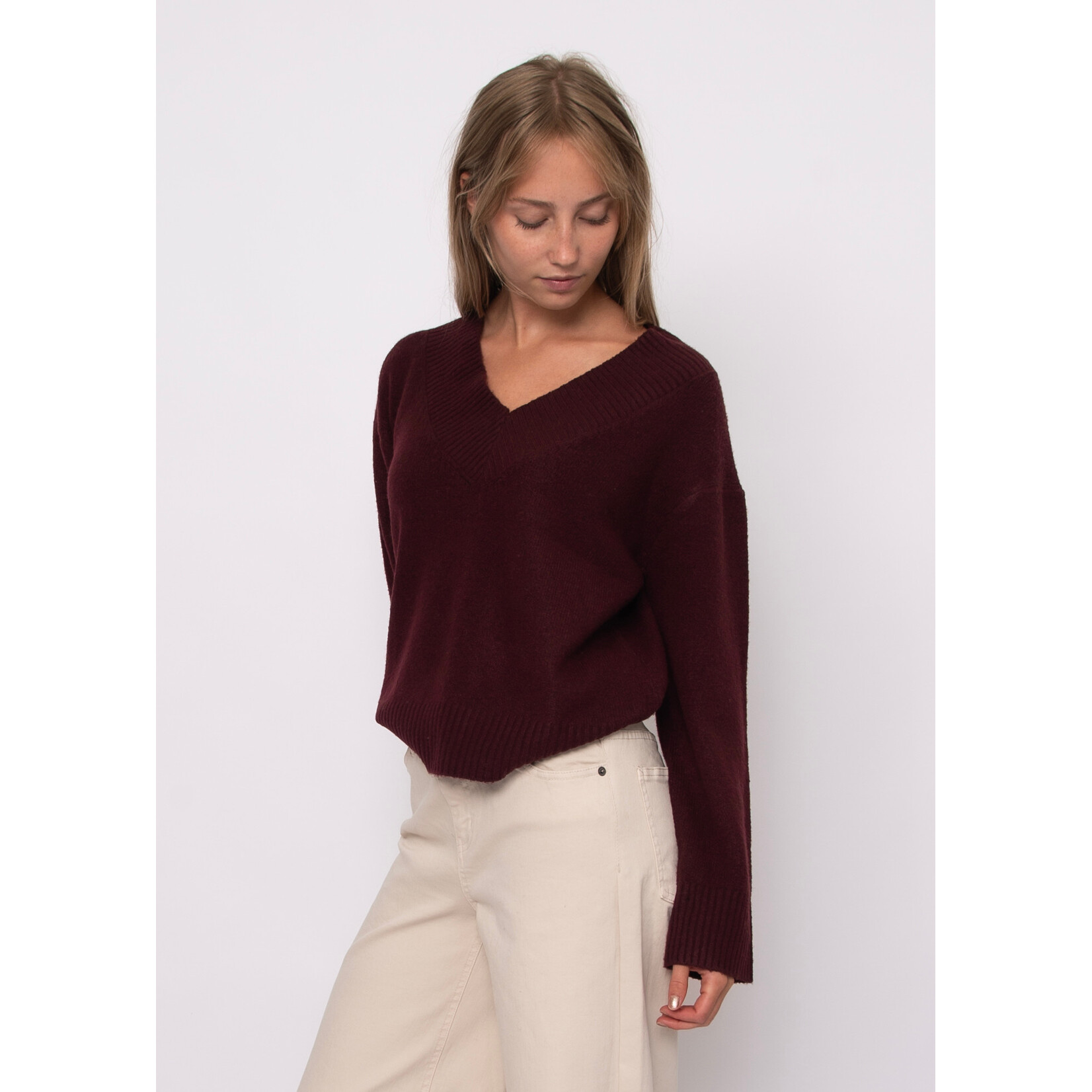 Rd Style Ida V-Neck Sweater