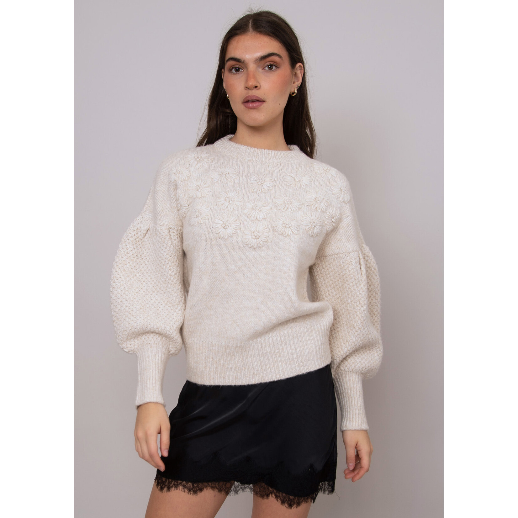 Rd Style Tallula Sweater With Embroidered Detail