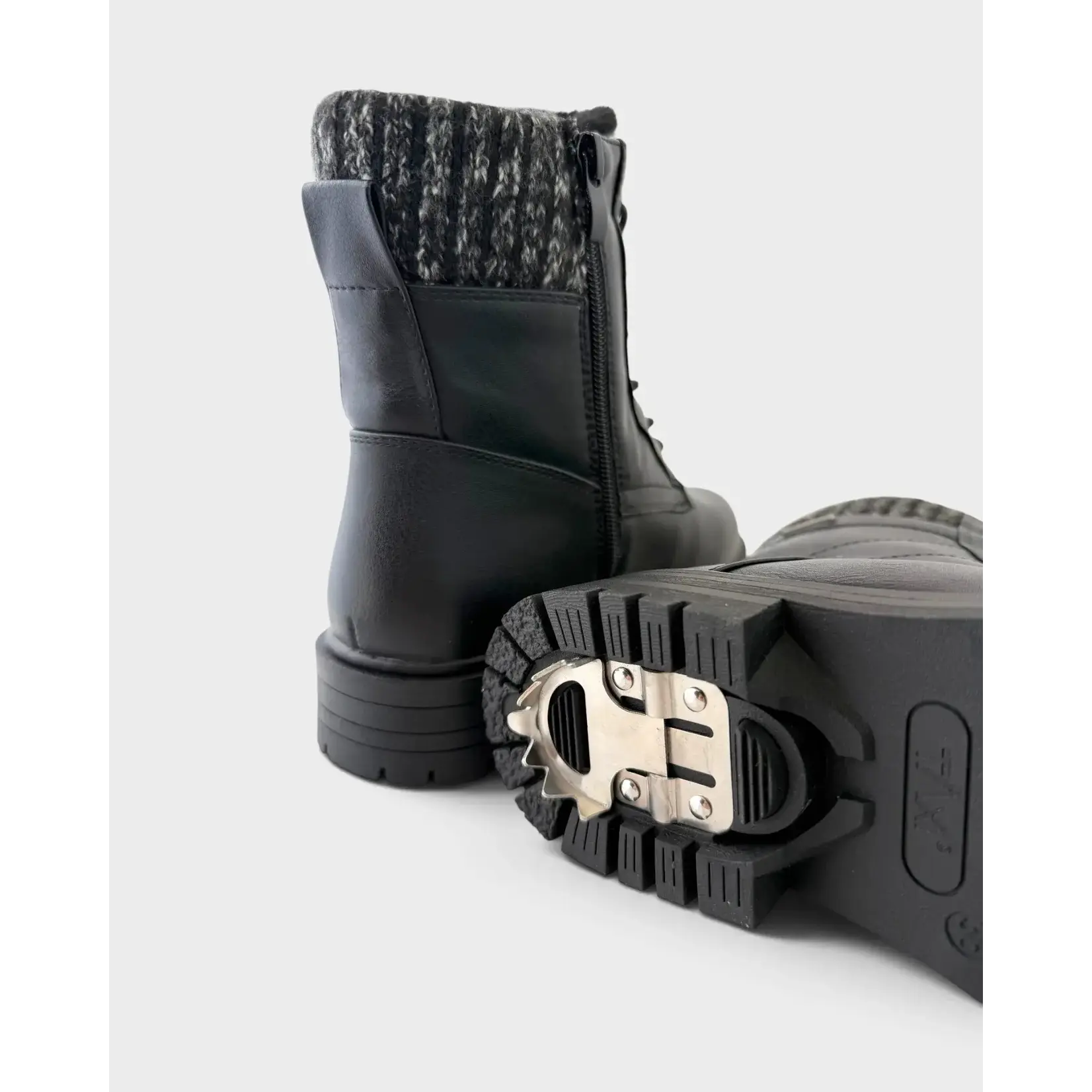 Taxi Kaitlyn 03 WP Boot Black