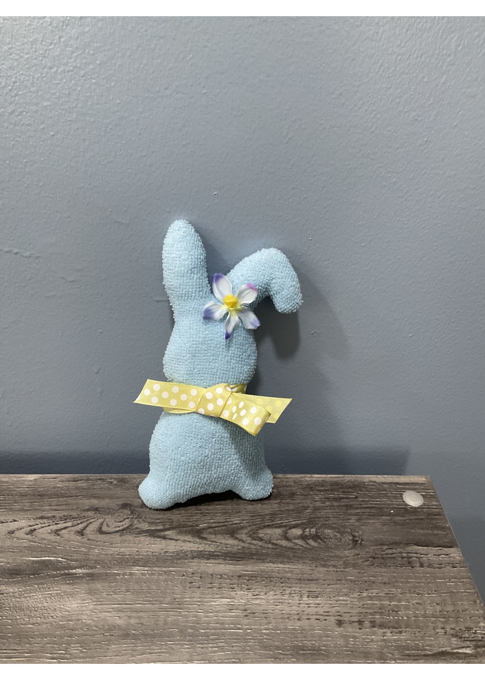 My New Favorite Thing 720 Rabbit Light Blue w/Yellow Ribbon Tie 4.5x1x8.5