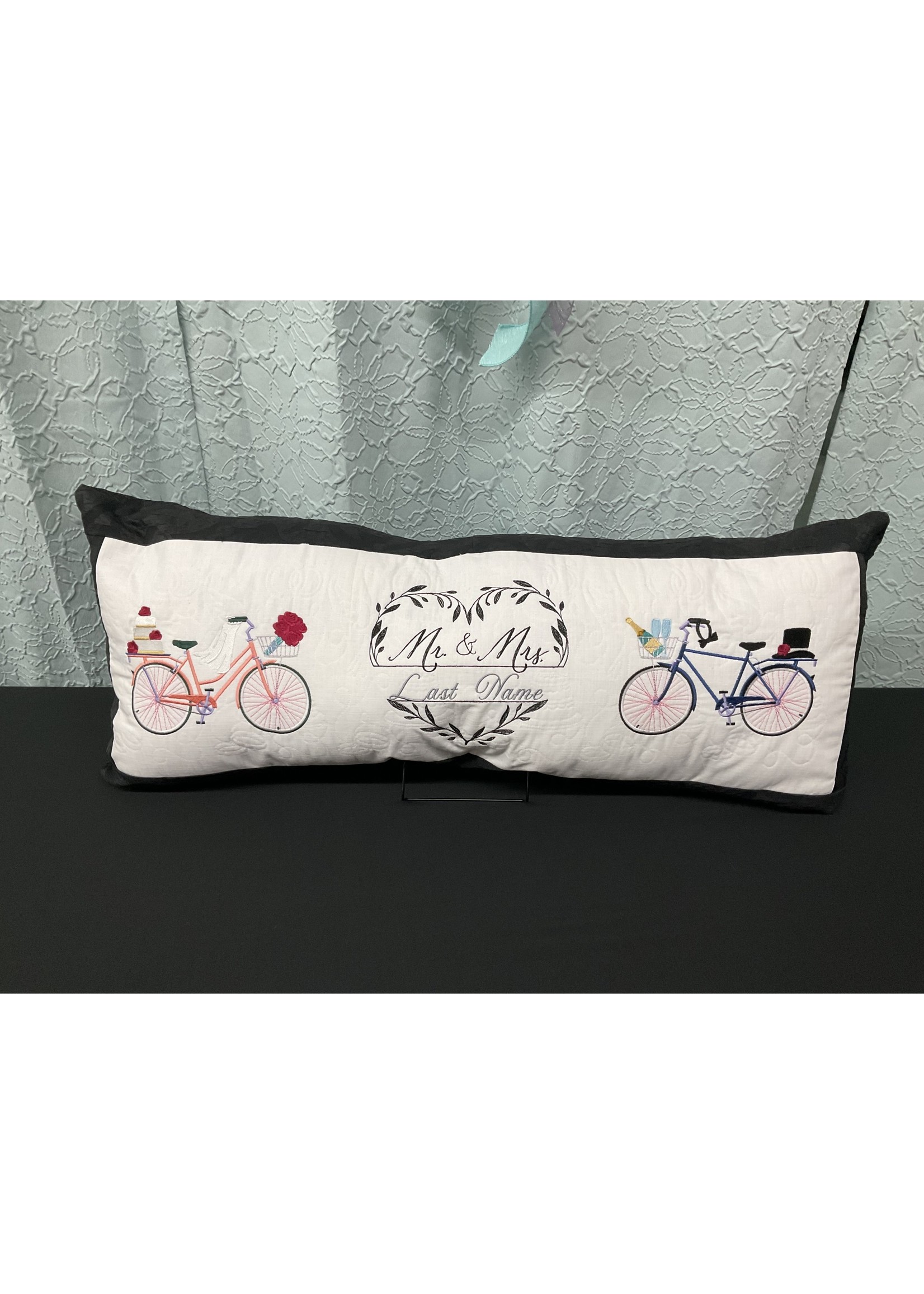 A010-103 Mr & Mrs. Bike Bench Pillow Black and White Sample