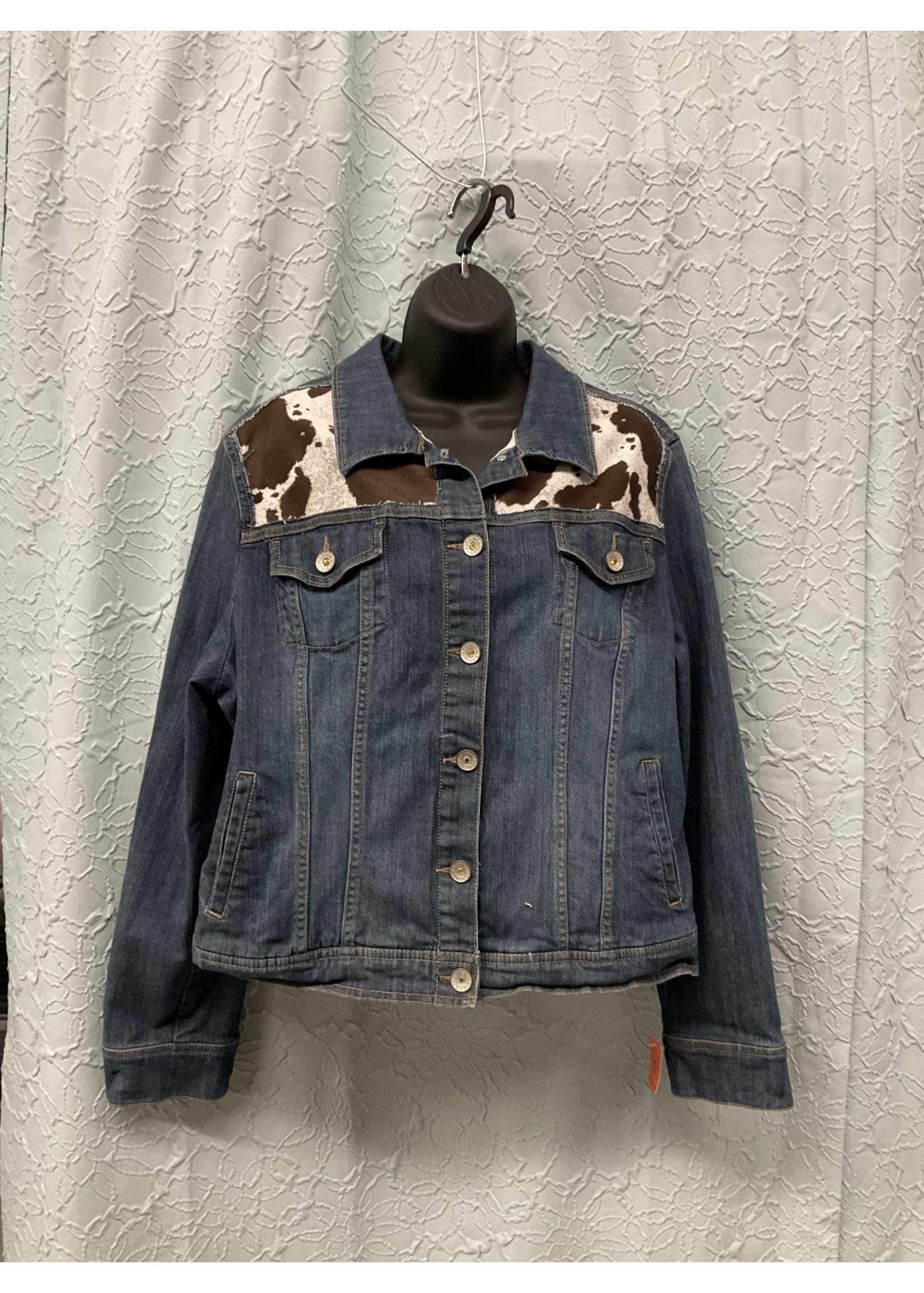 A110 Cow and Lace Jean Jacket Med