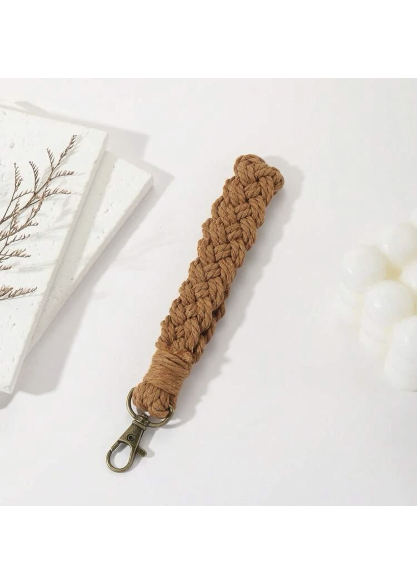 Daisy Mae Macrame Keychain Bracelet