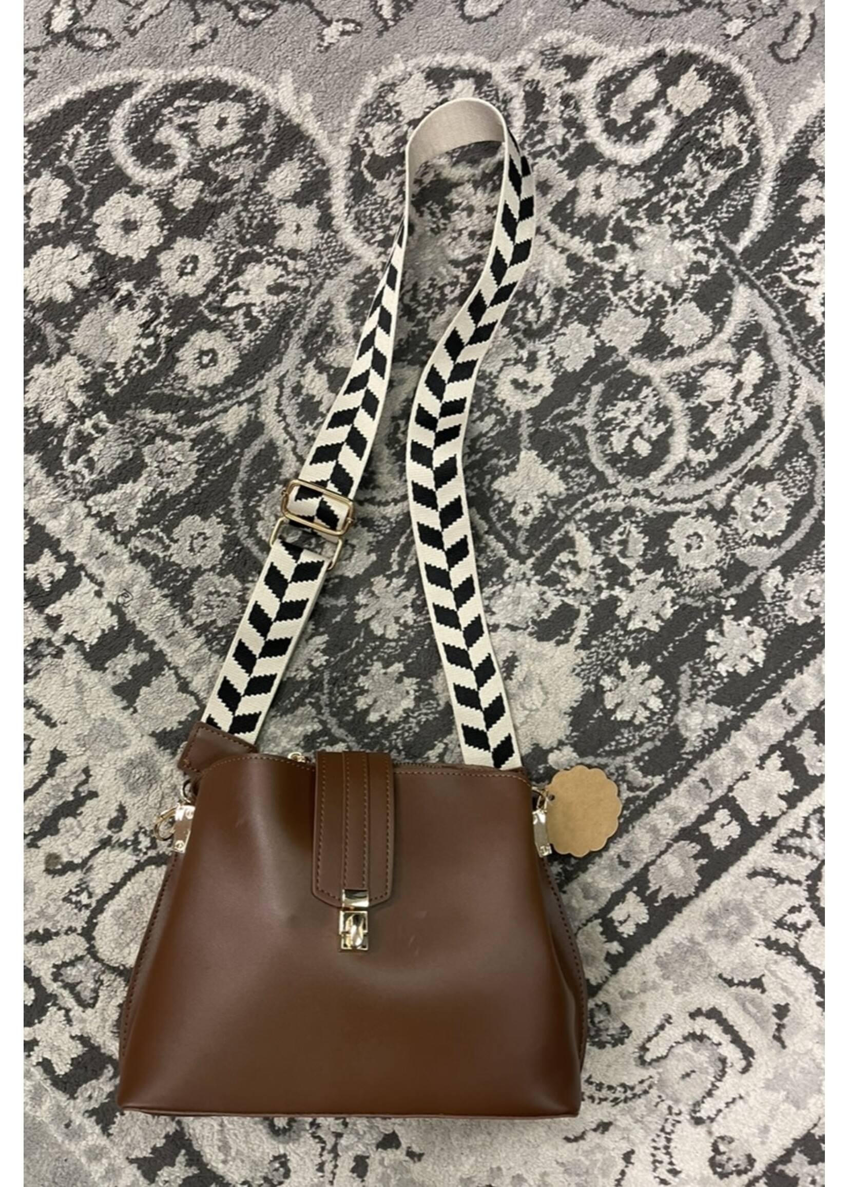 Daisy Mae Brown Purse w/checkered strap