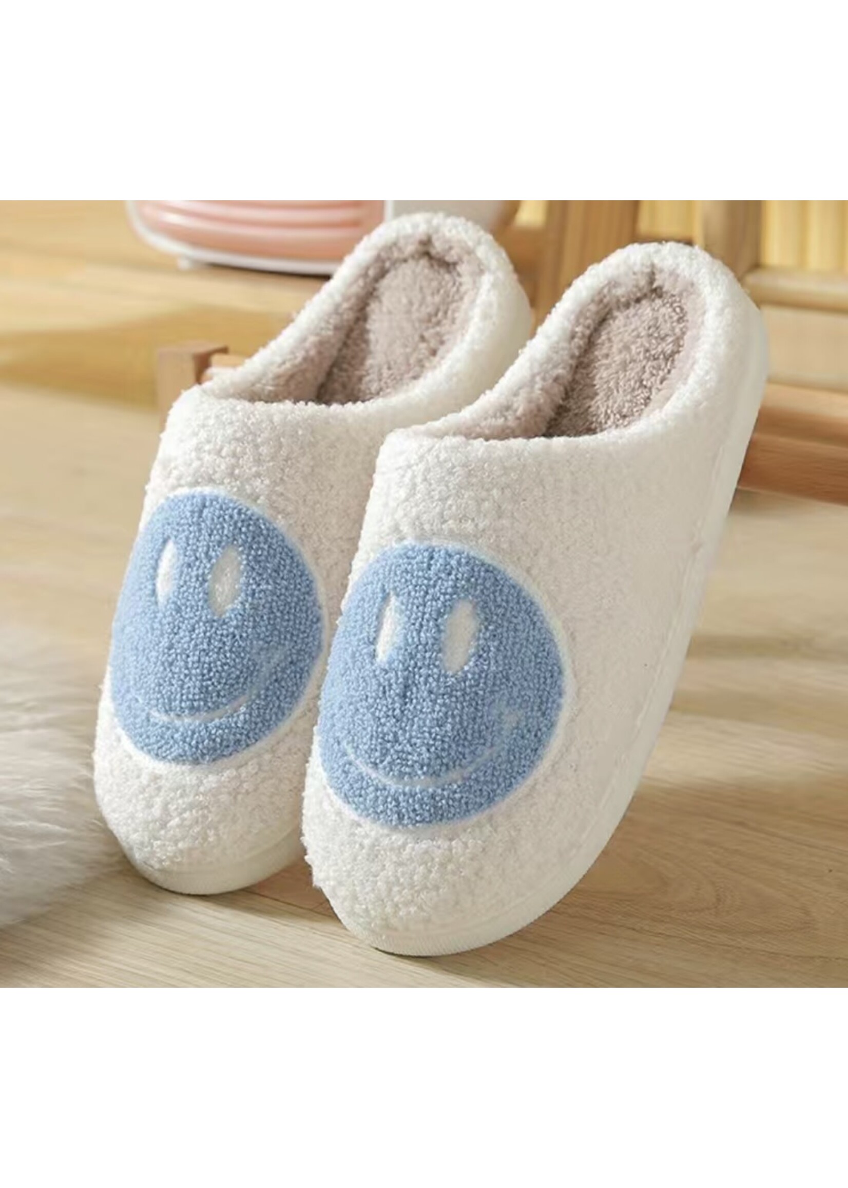 Daisy Mae Smiley Slipper