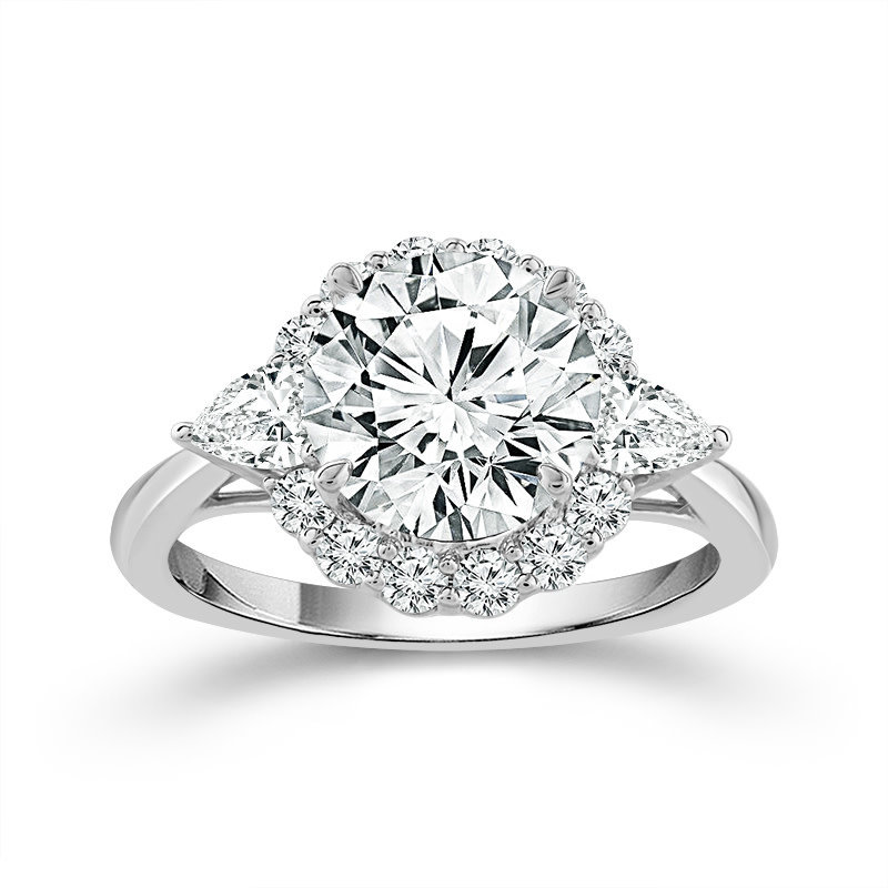 Lab Grown Round Diamond Halo Engagement Ring