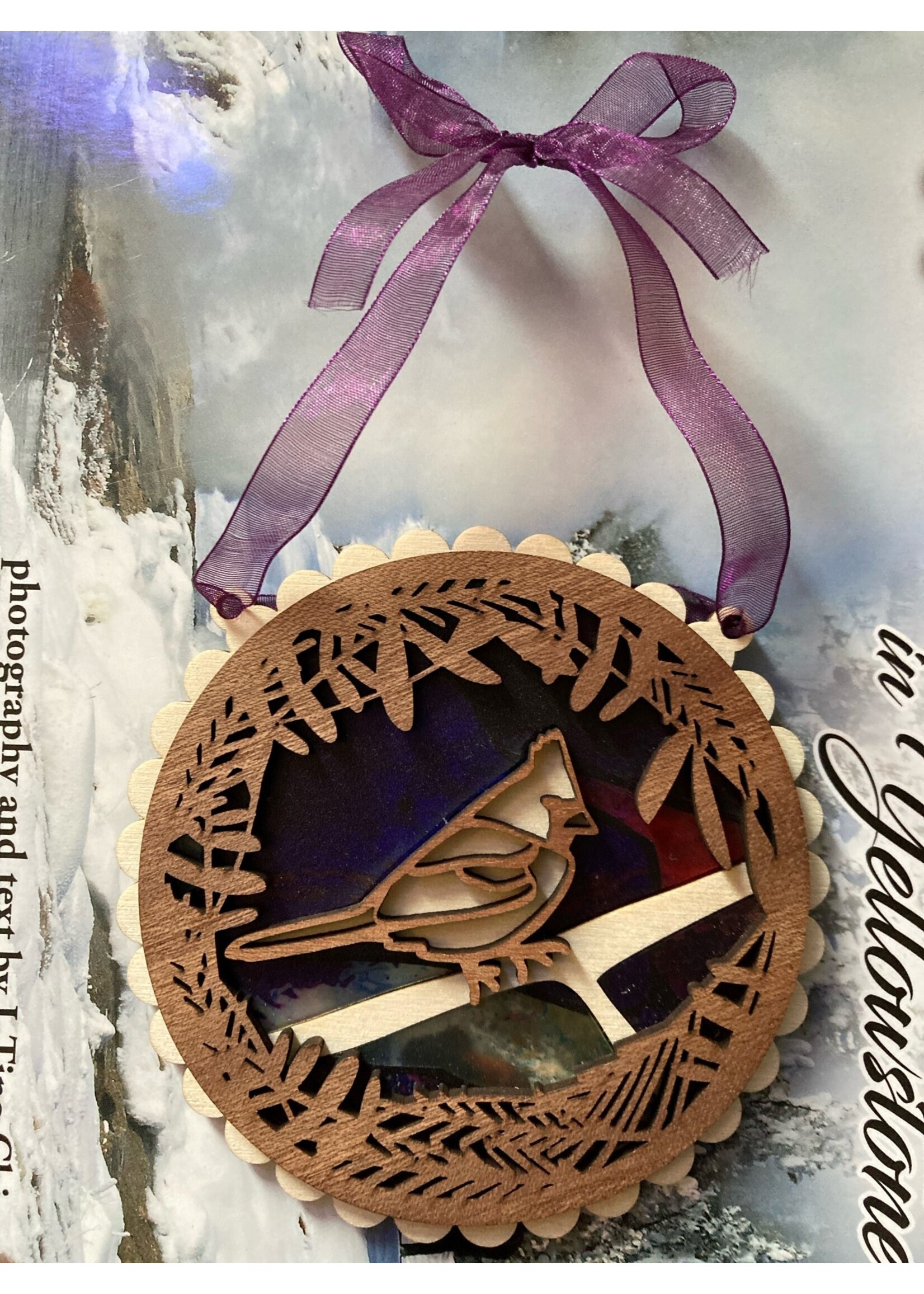 AnH Silvertip Family AnH Ornament Bird