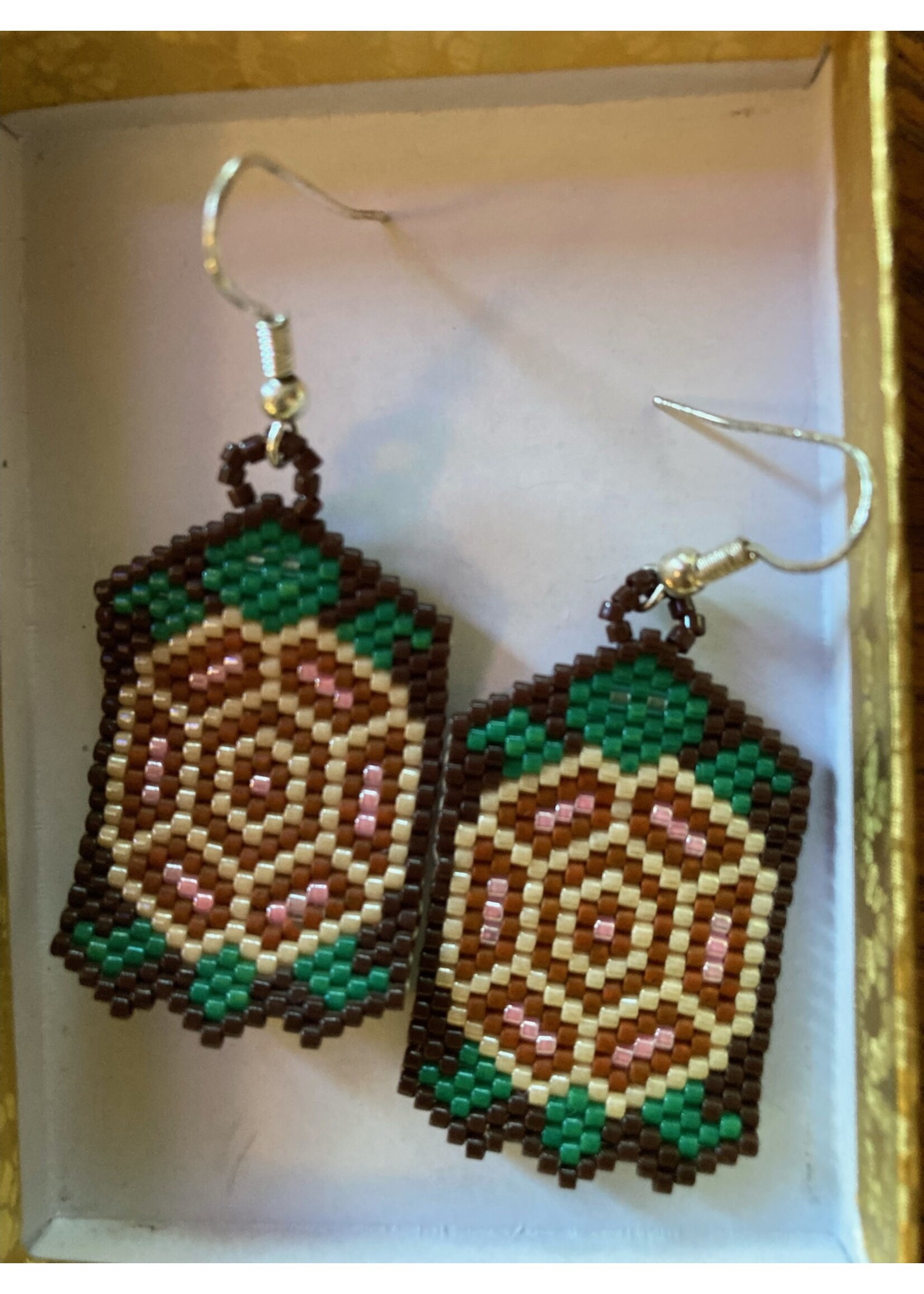 GV Earrings Tan Turtle
